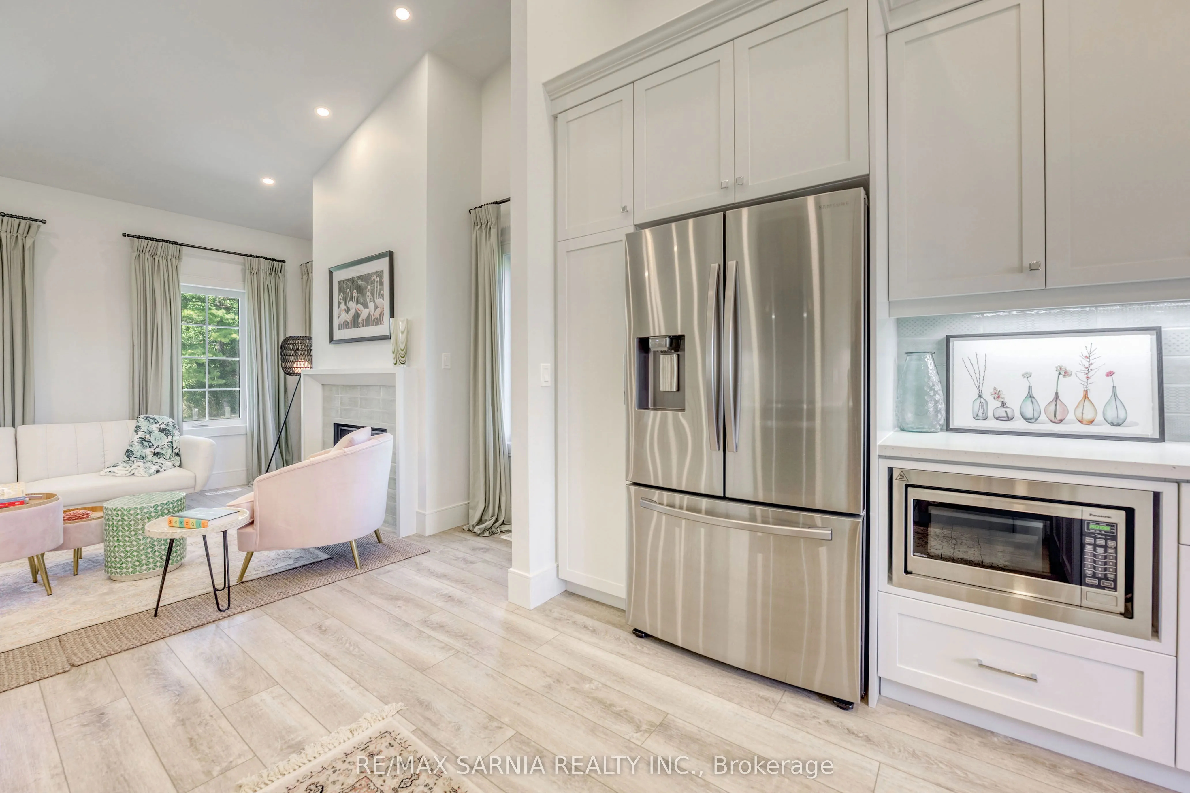 7608 THOMAS Street, #3