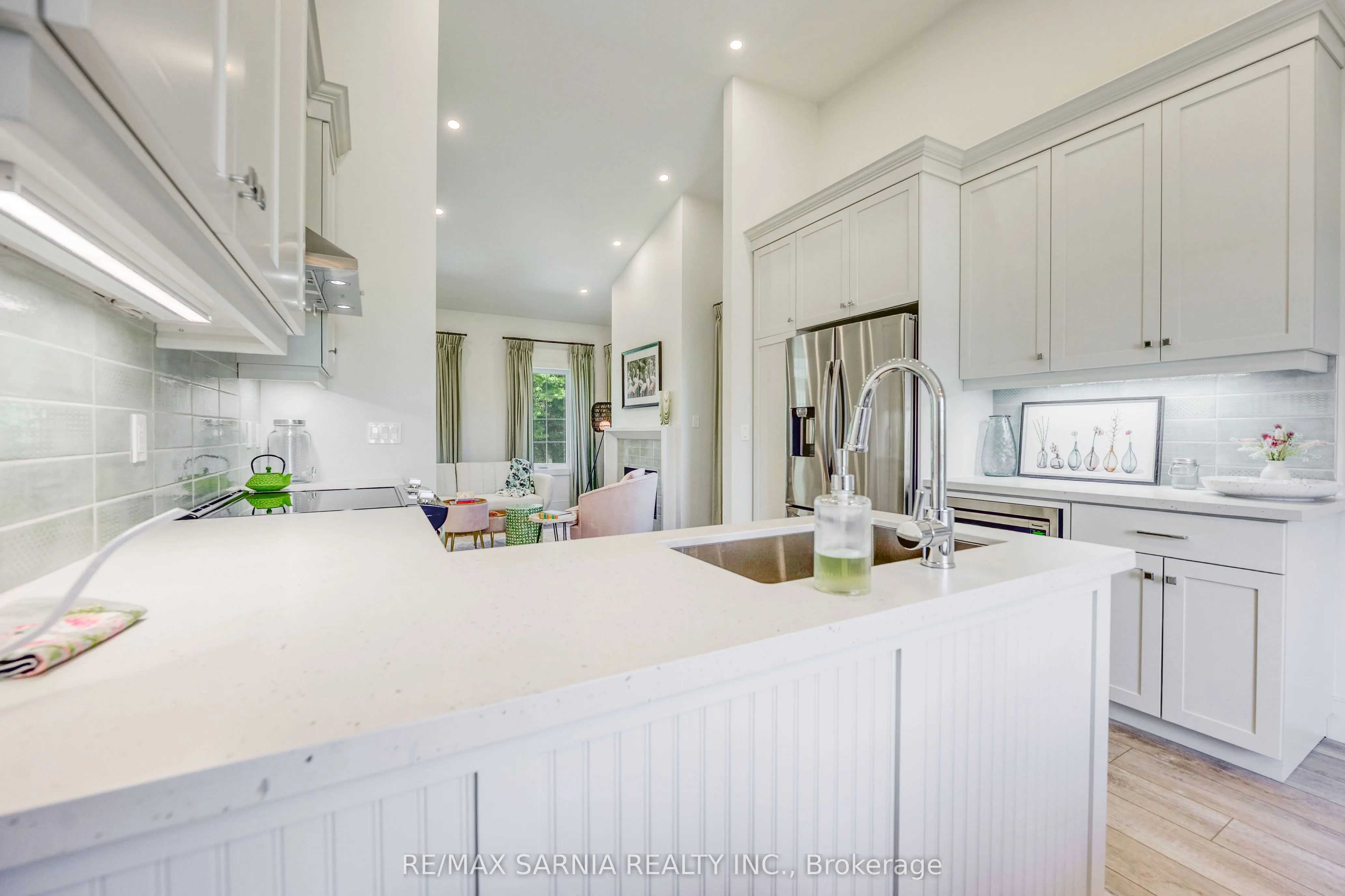 7608 THOMAS Street, #3