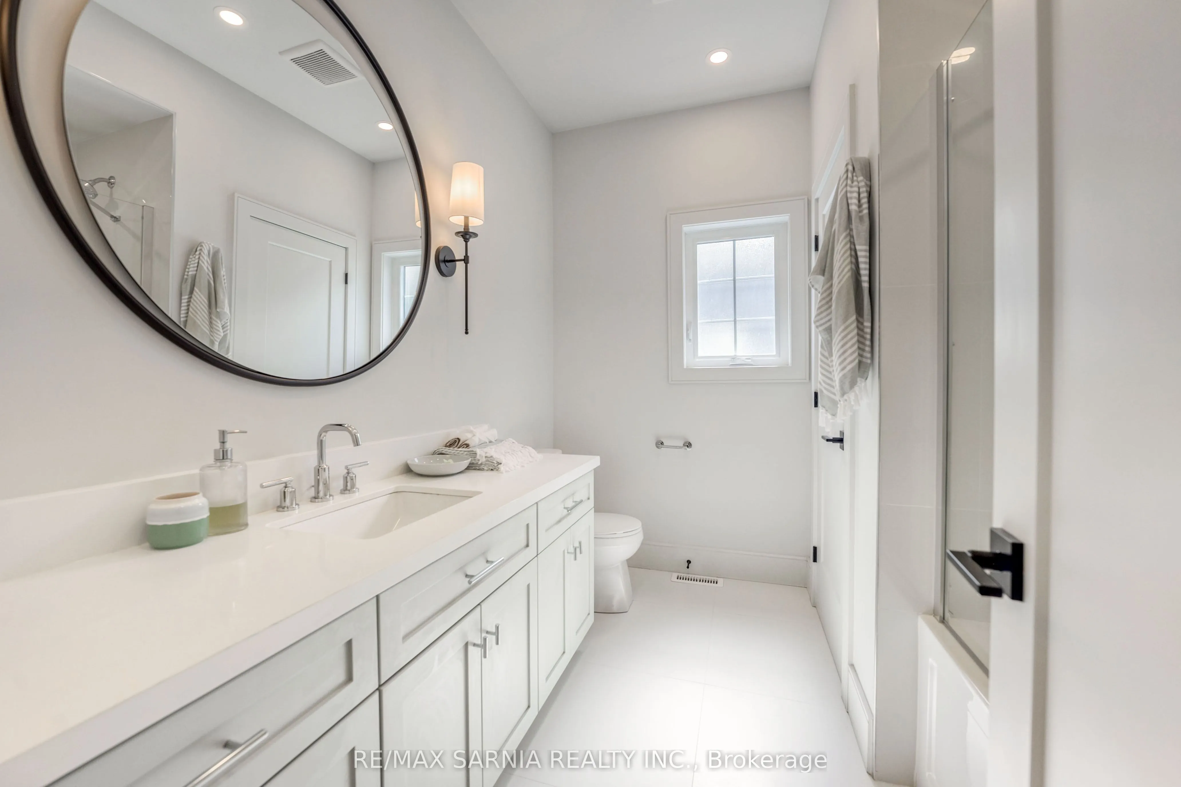 7608 THOMAS Street, #3