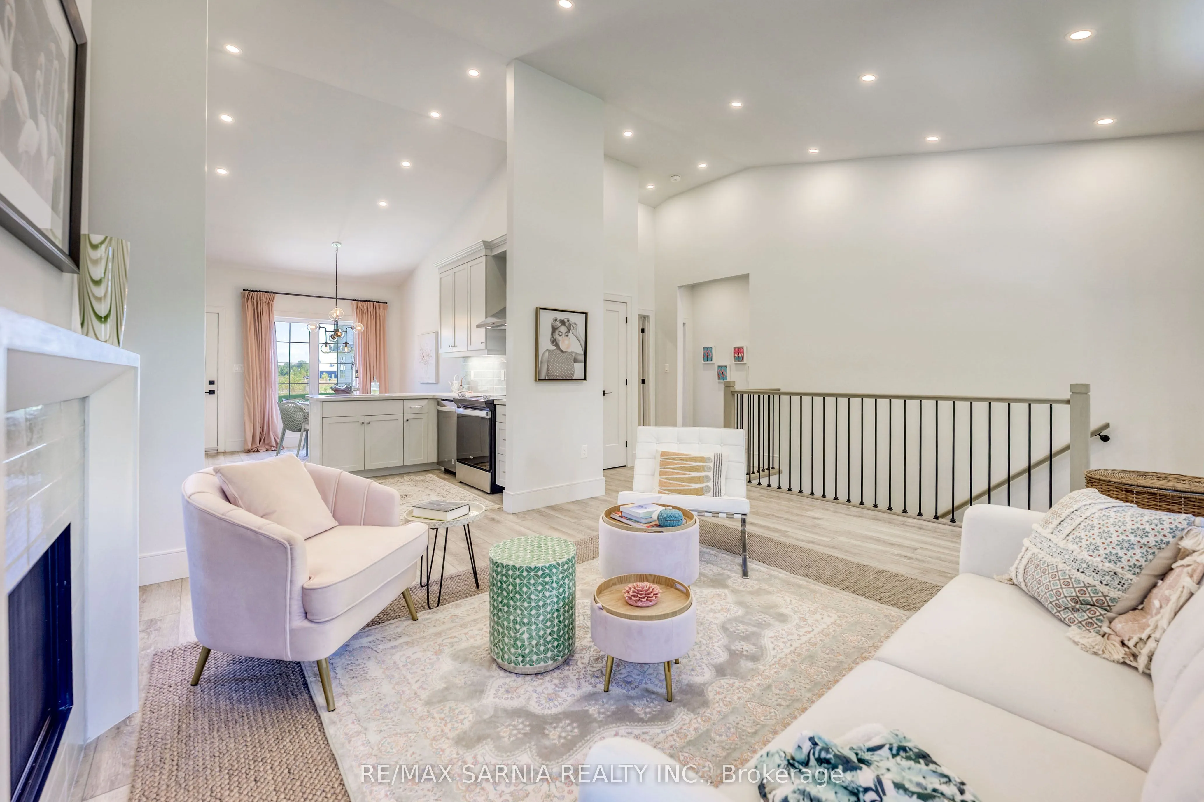 7608 THOMAS Street, #3