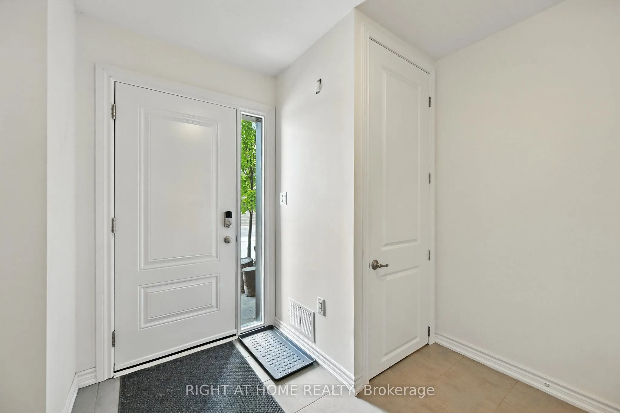 377 Glancaster Road, #29