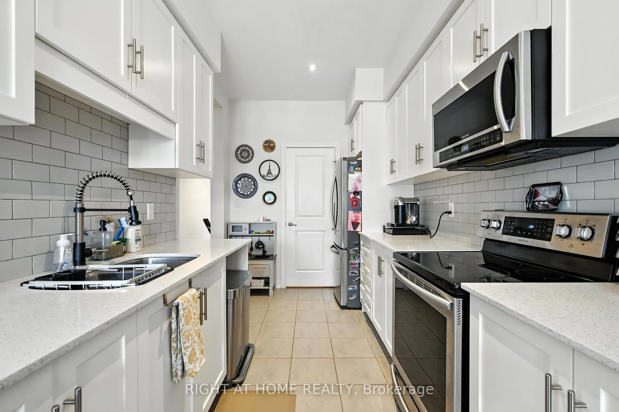 377 Glancaster Road, #29