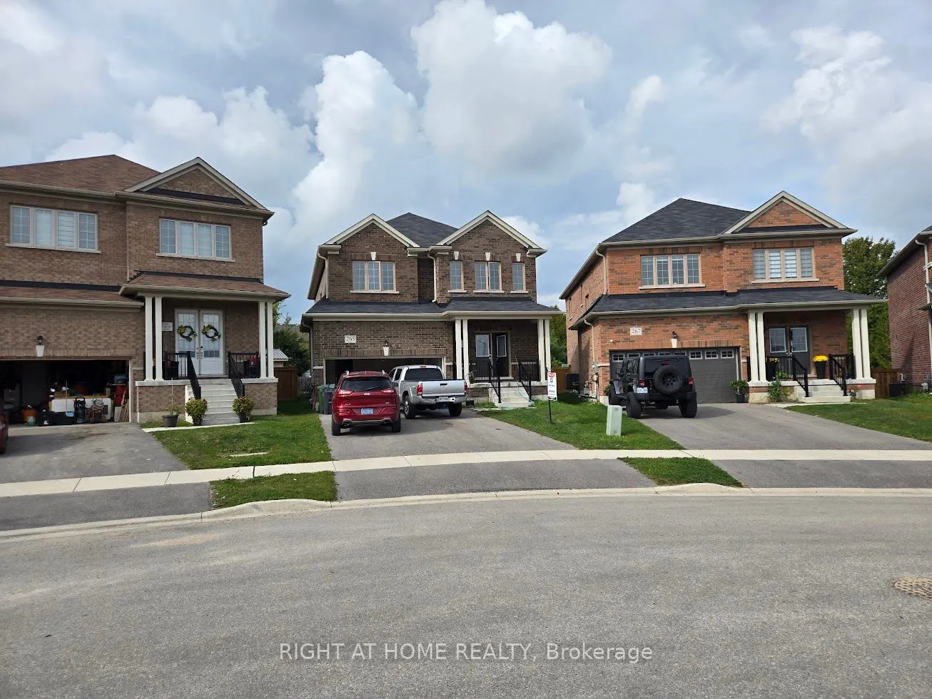 265 Ridley Crescent
