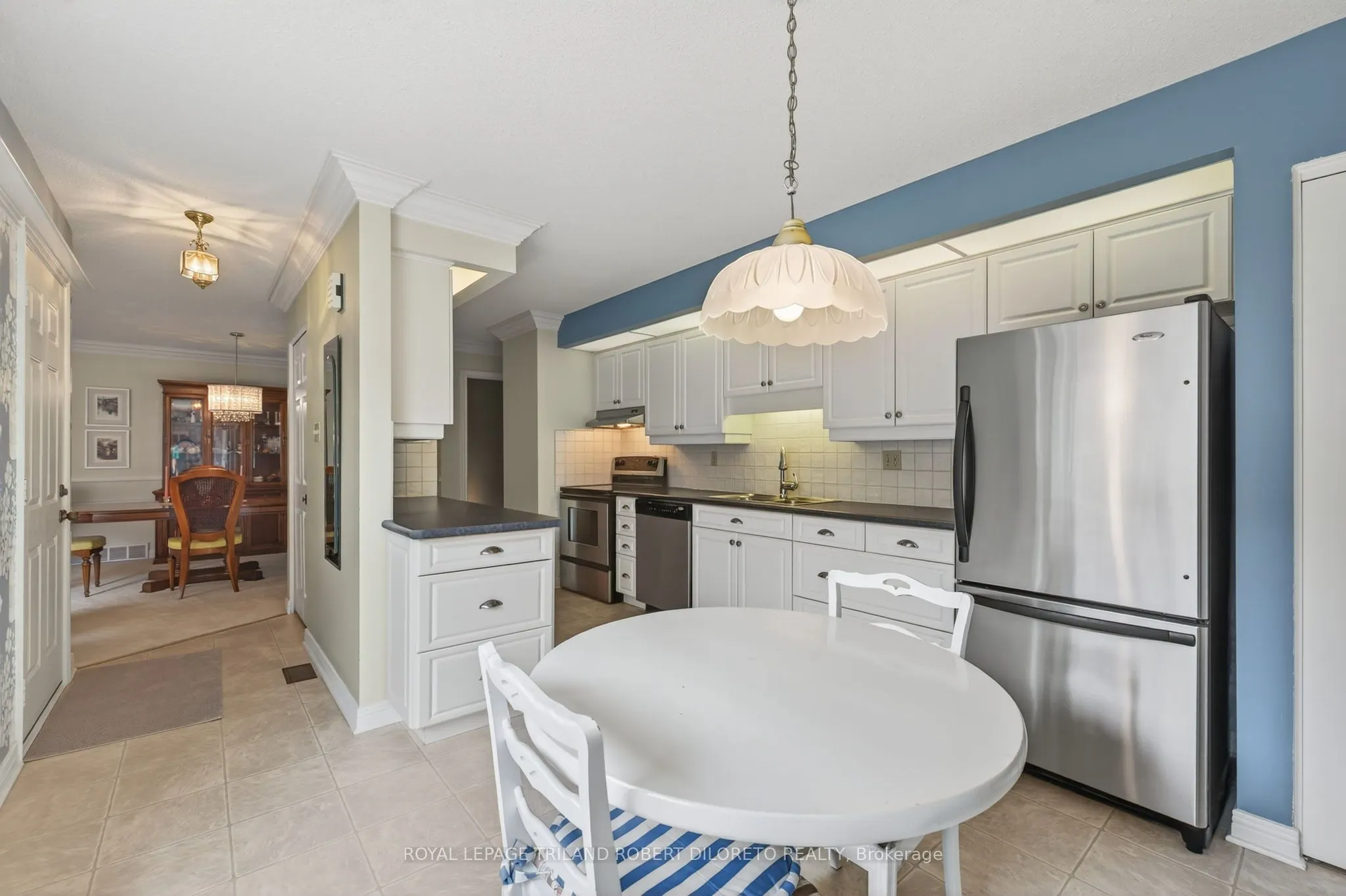 60 Fiddlers Green Road, #4