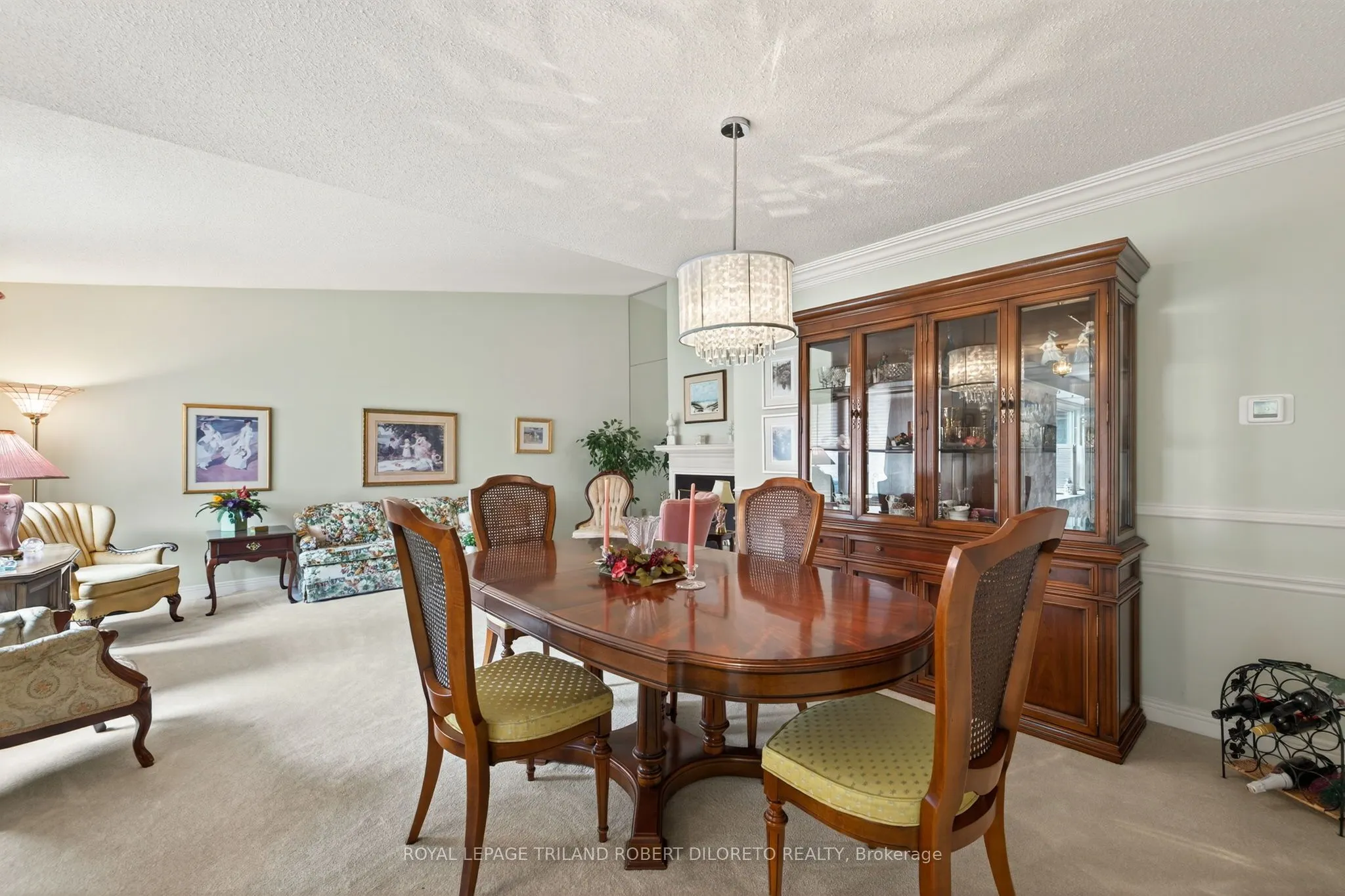 60 Fiddlers Green Road, #4