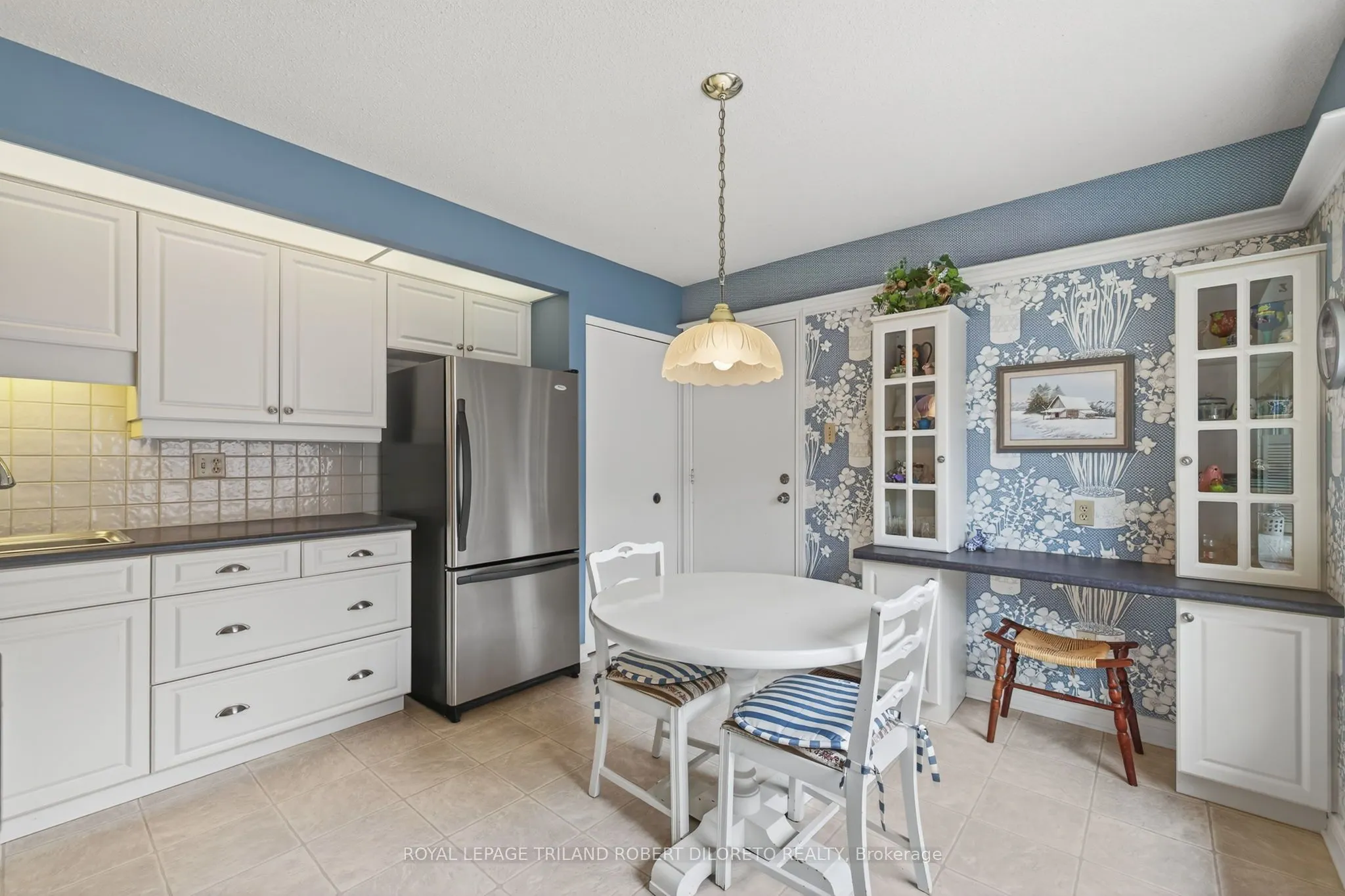60 Fiddlers Green Road, #4