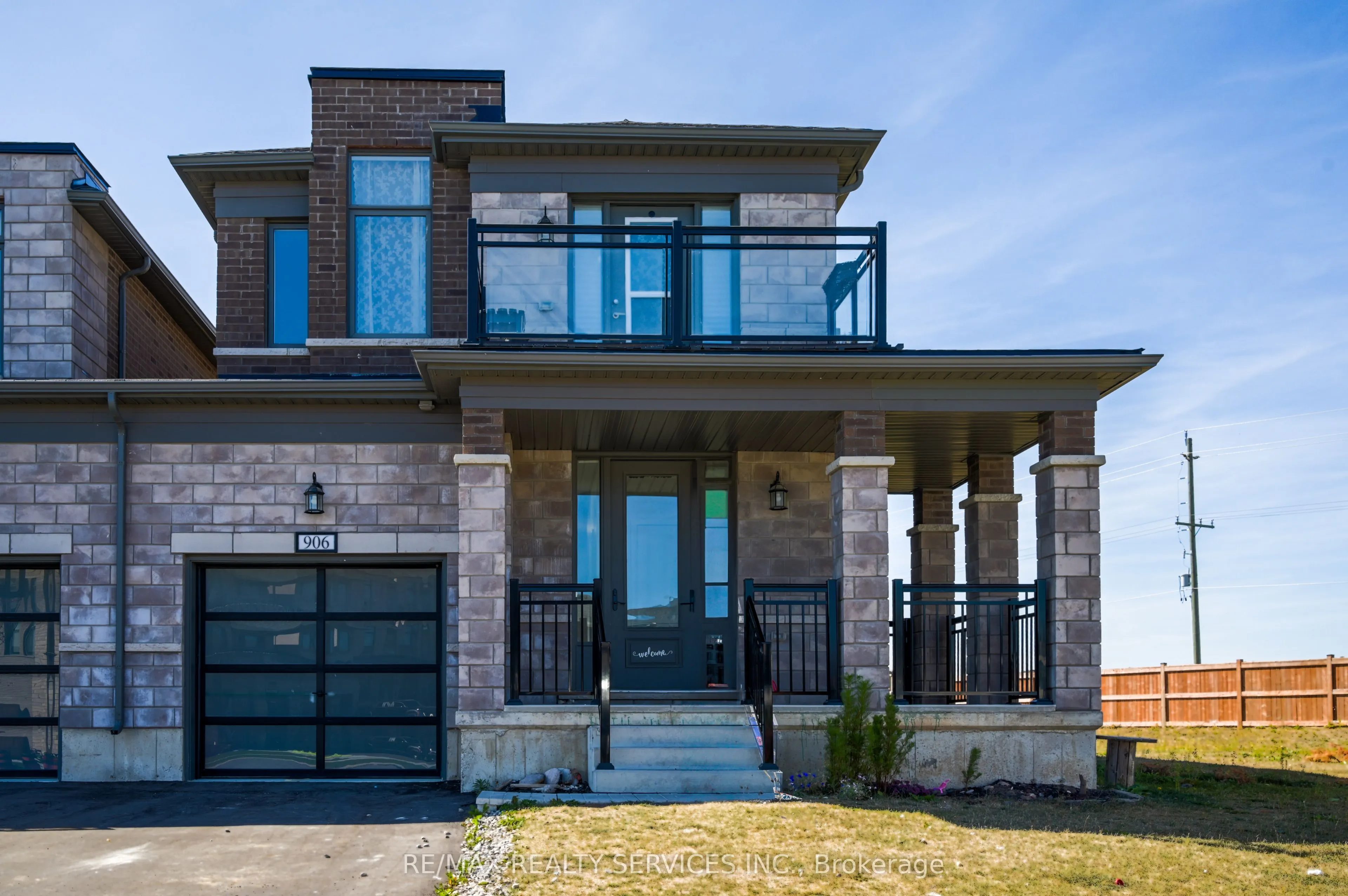 906 Sobeski Avenue