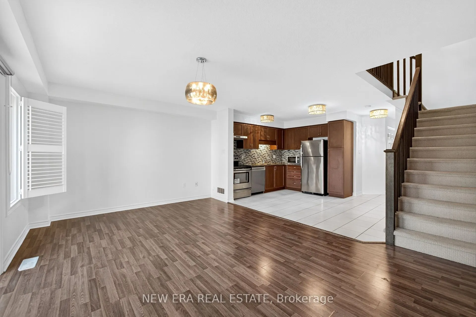 34 Arlington Crescent, #24