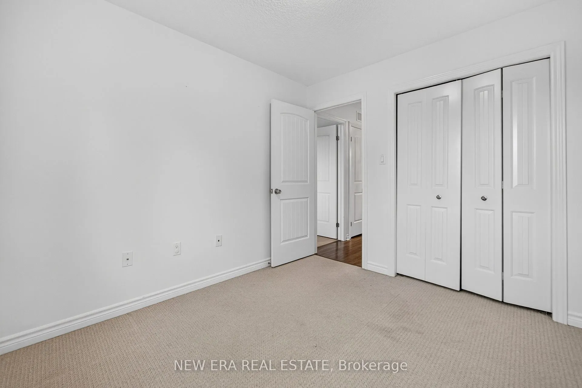 34 Arlington Crescent, #24