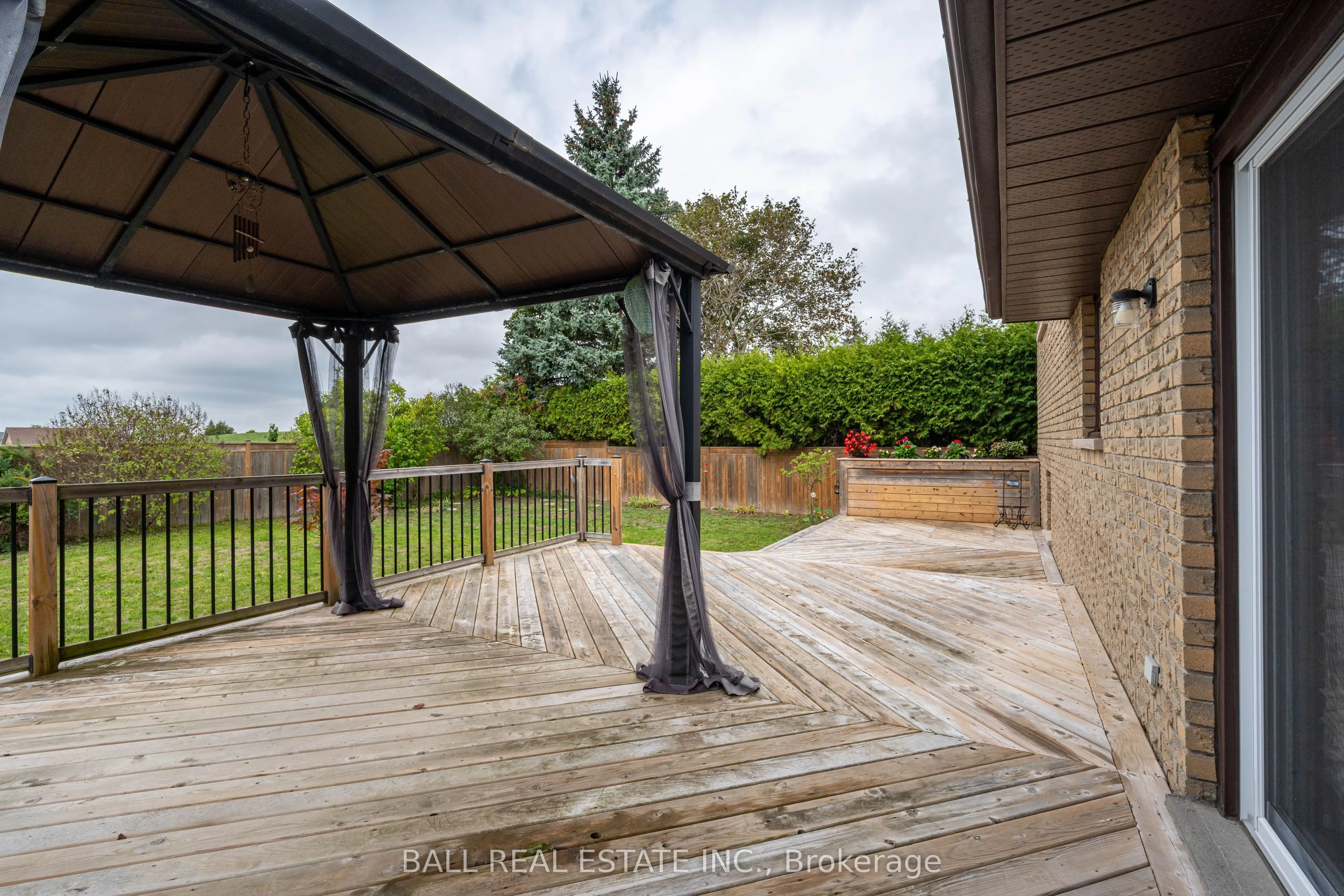 40 Madill Crescent
