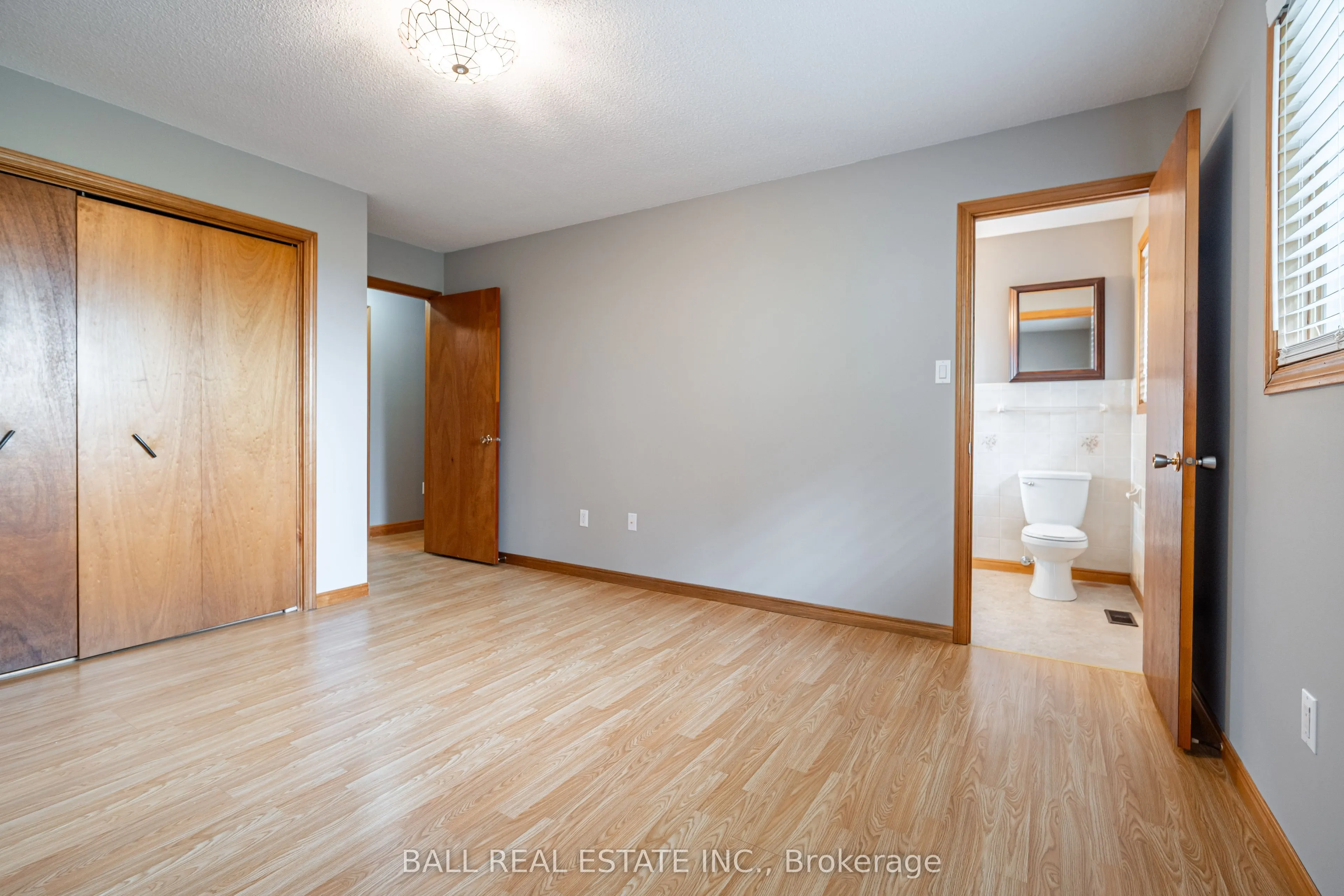 40 Madill Crescent