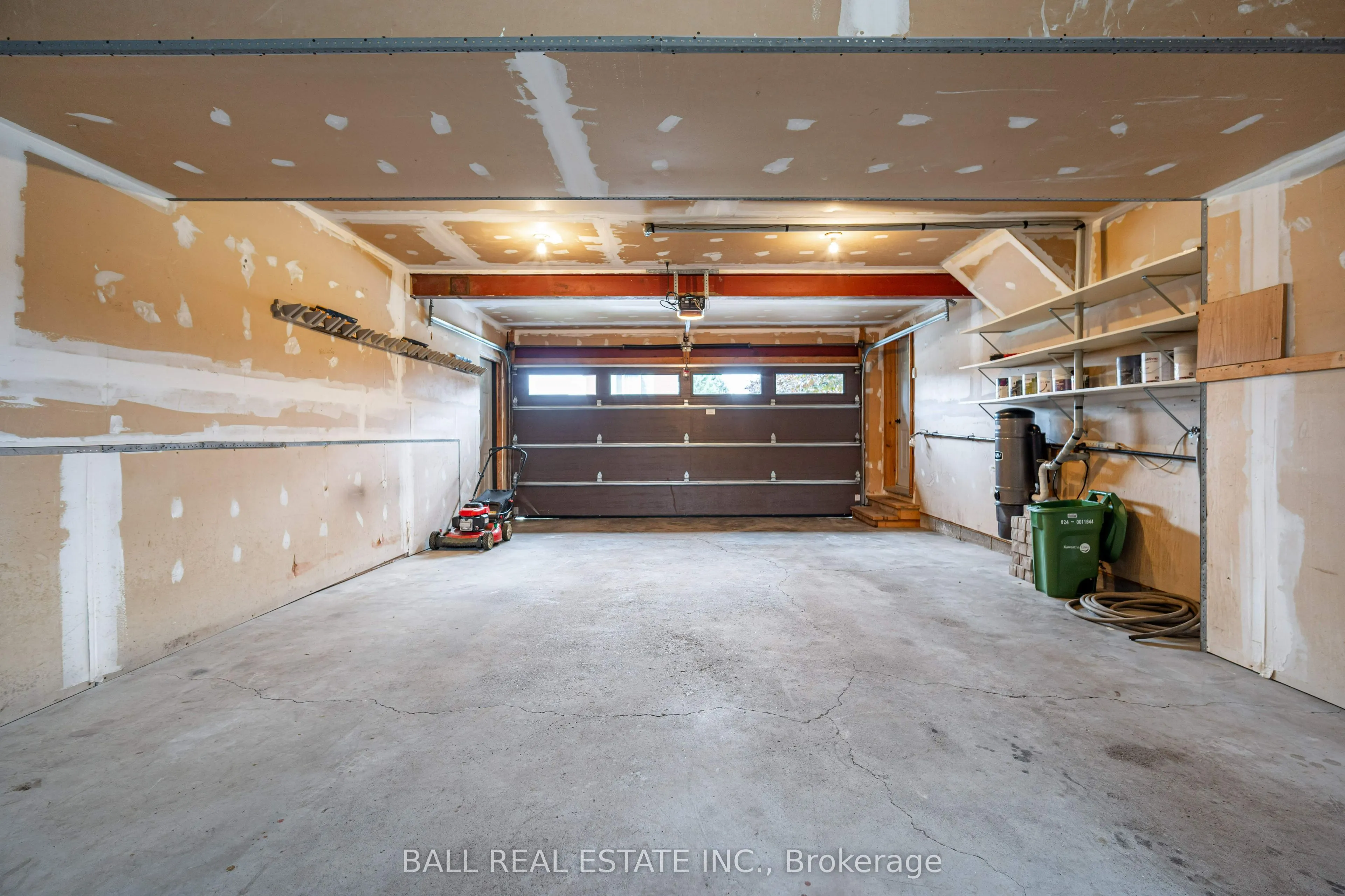 40 Madill Crescent
