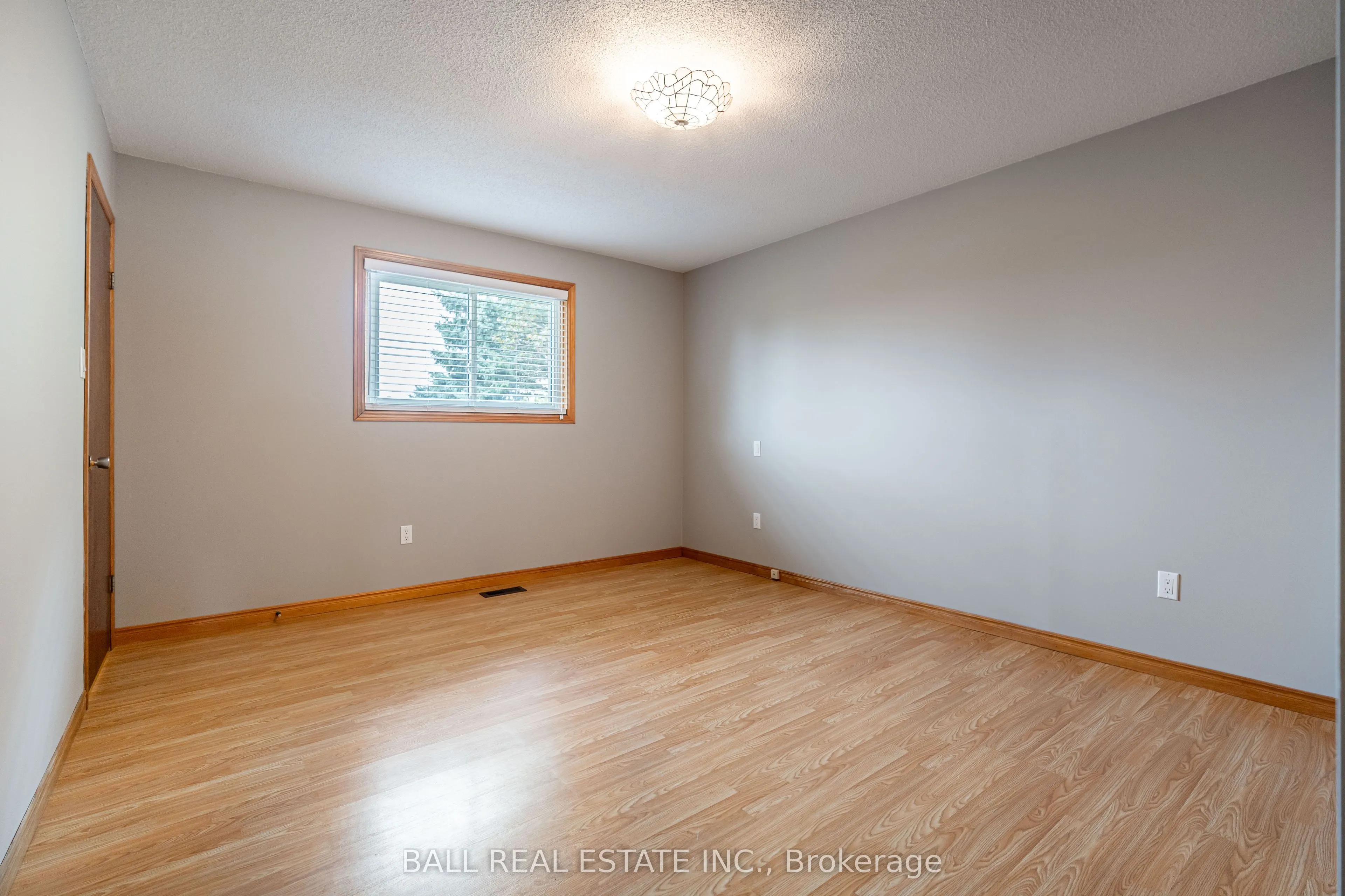 40 Madill Crescent