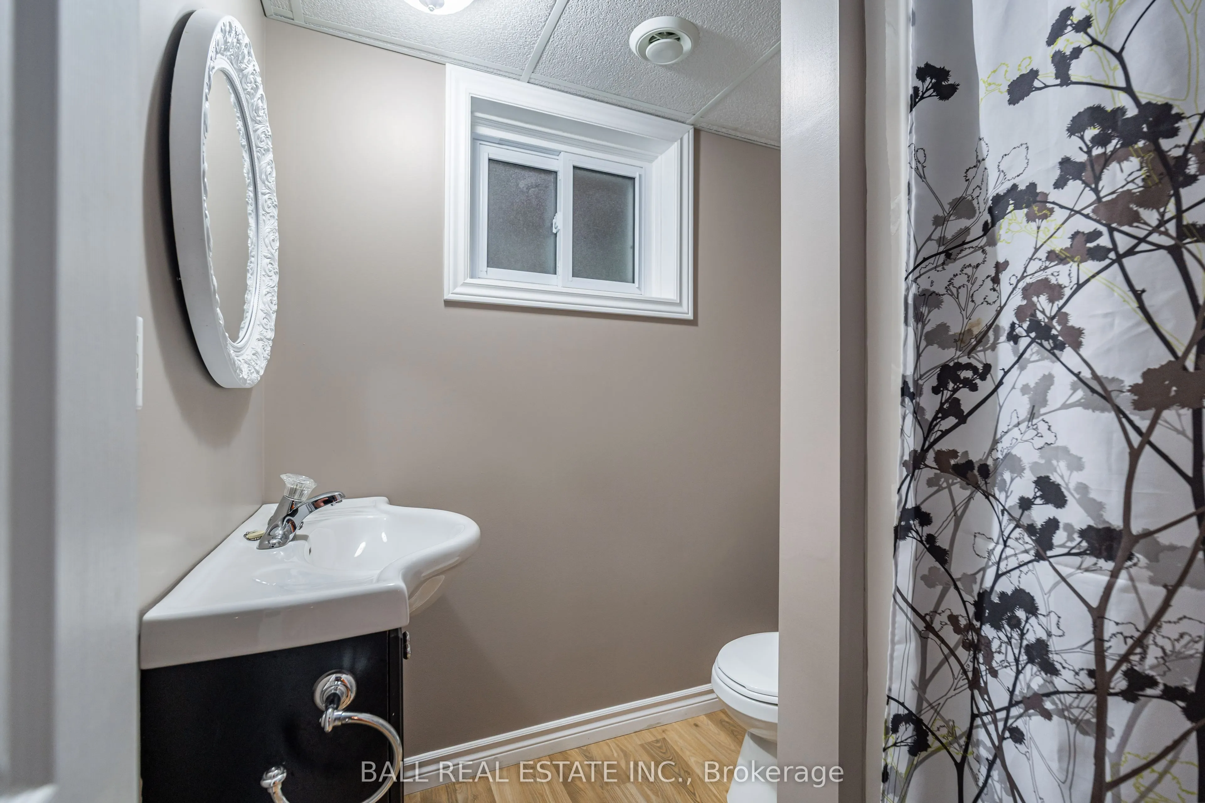 40 Madill Crescent