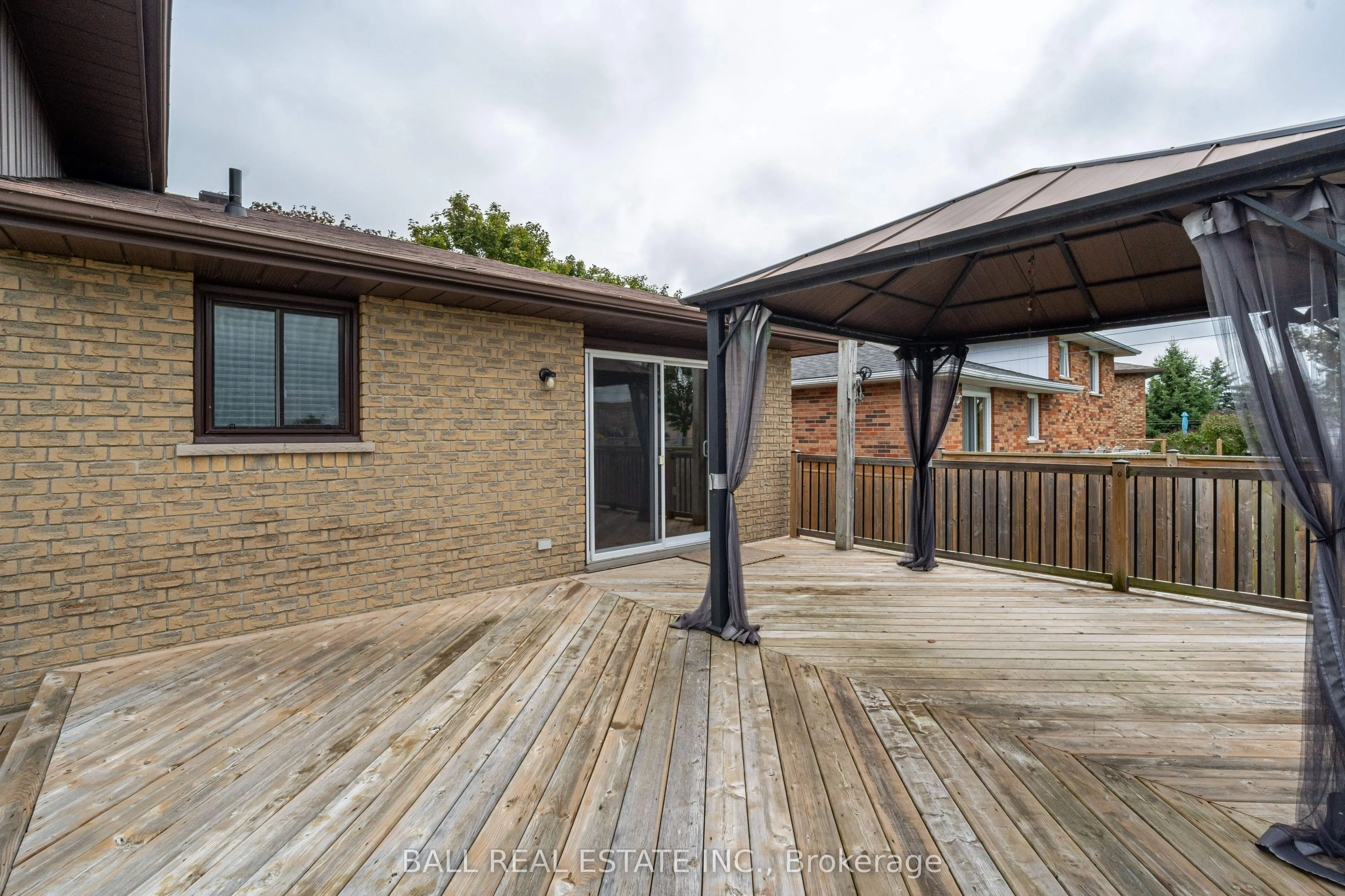 40 Madill Crescent