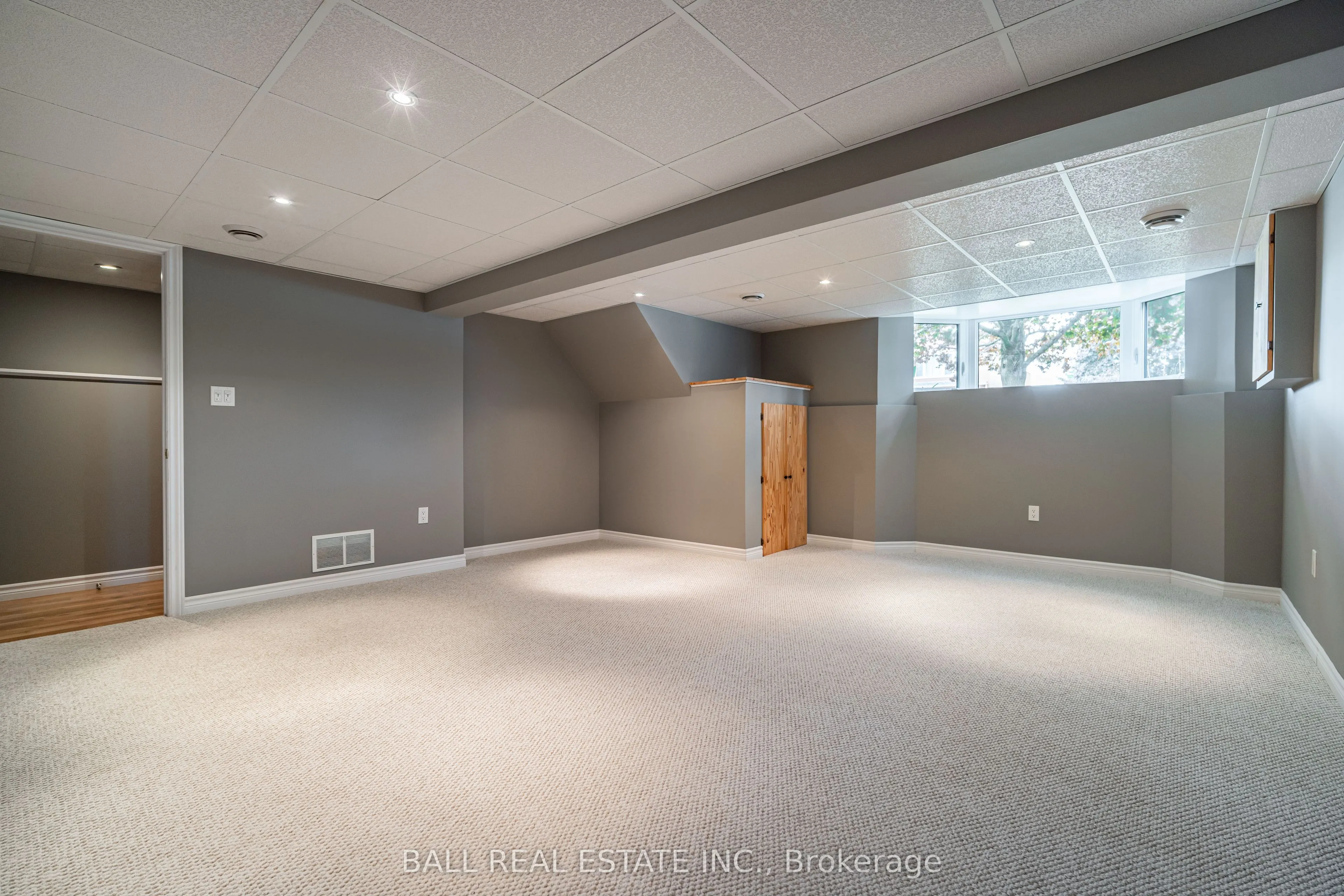 40 Madill Crescent