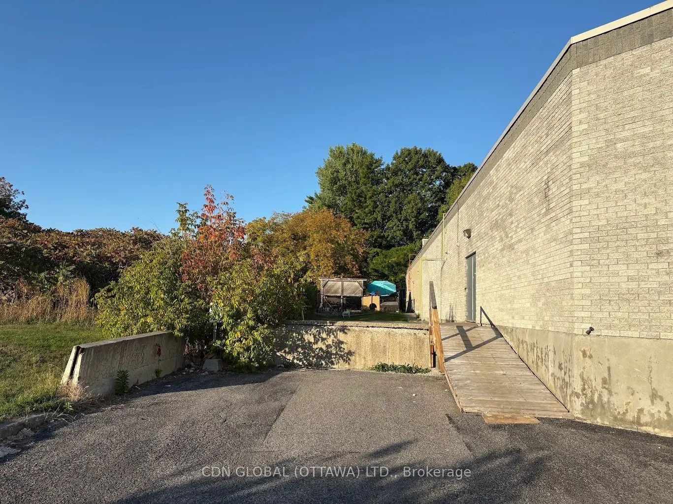 2768 Laurier Street, #Unit A