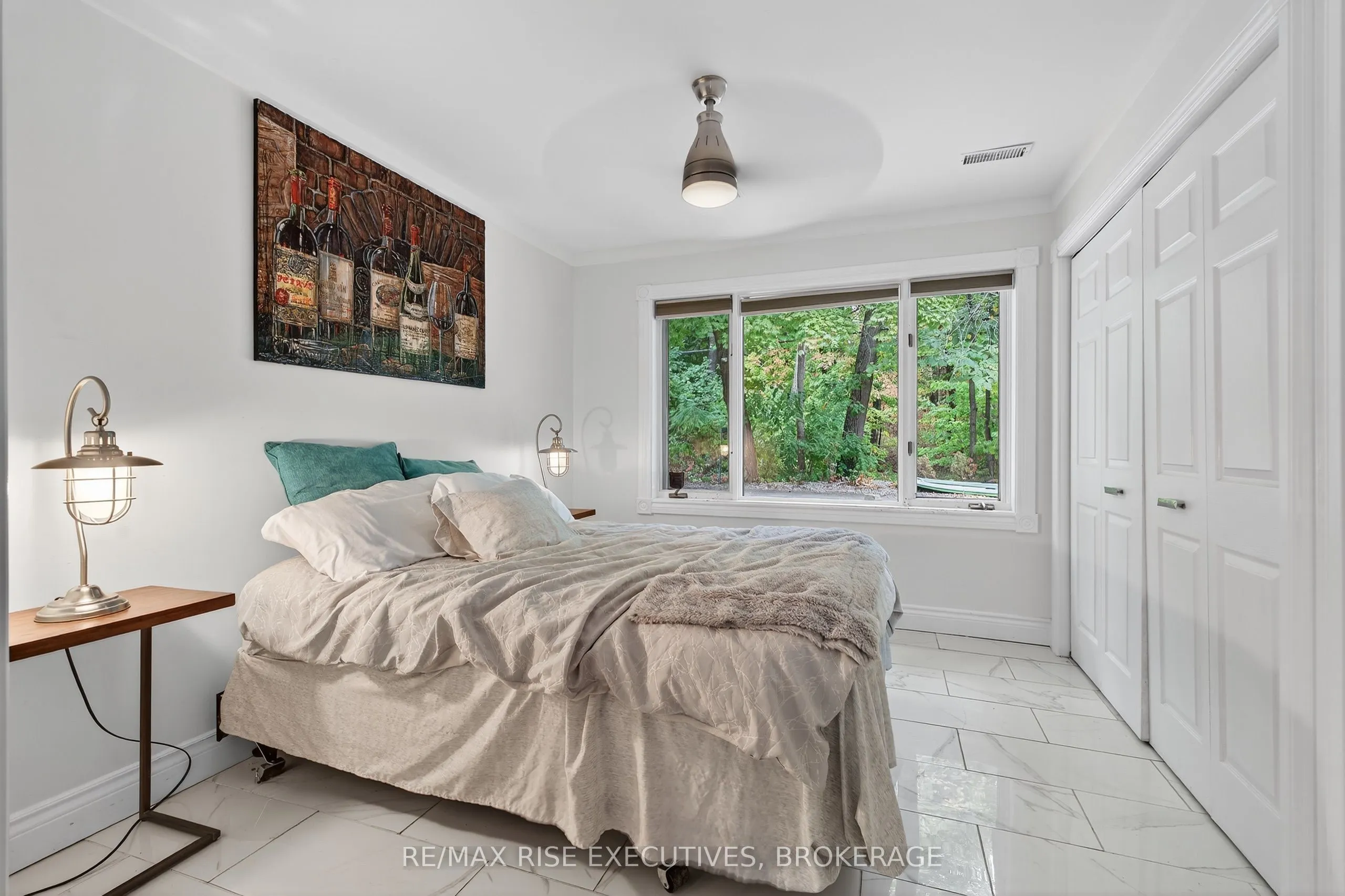 973 Foster Bay Lane