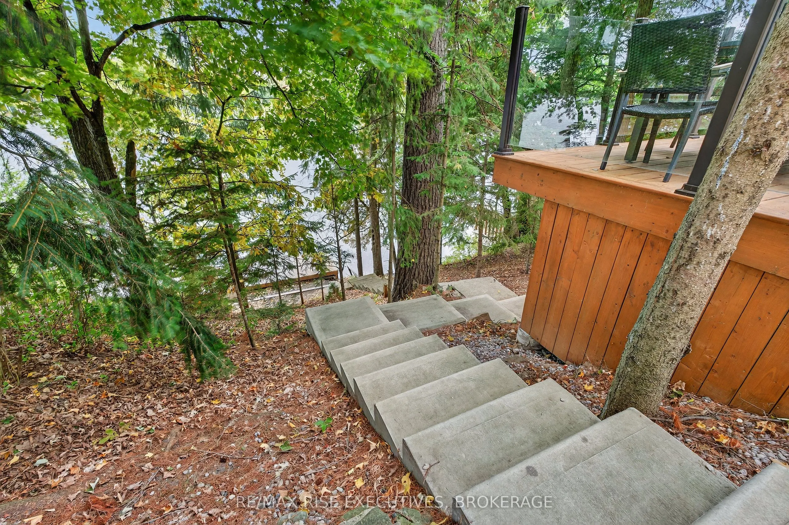 973 Foster Bay Lane