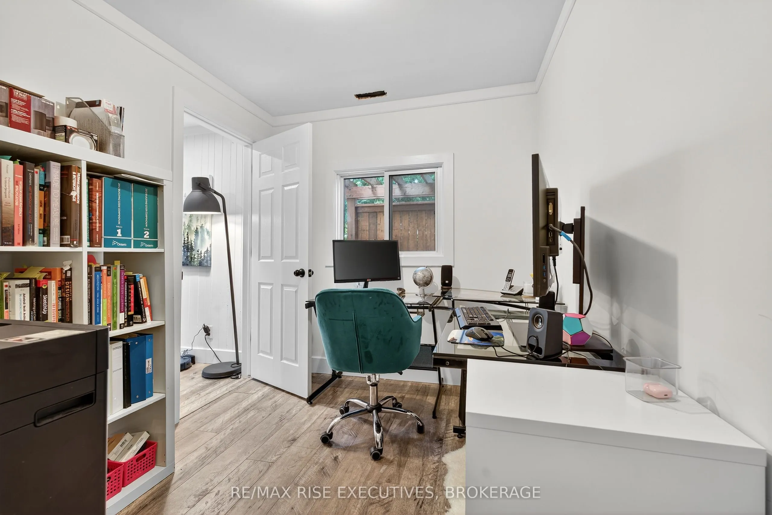 973 Foster Bay Lane
