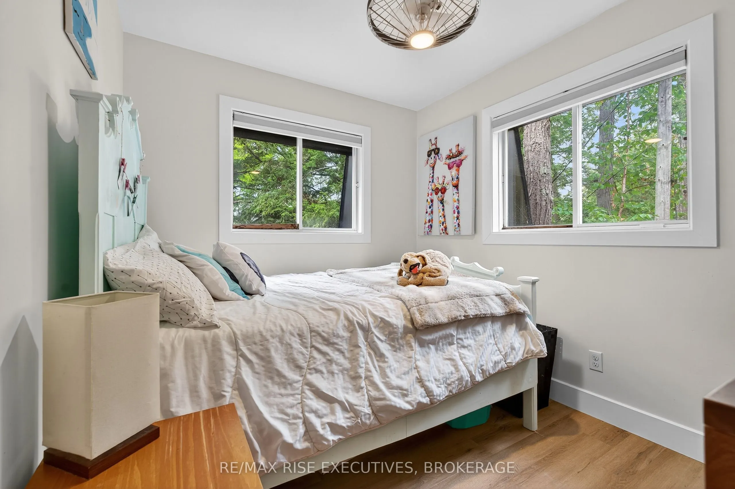 973 Foster Bay Lane