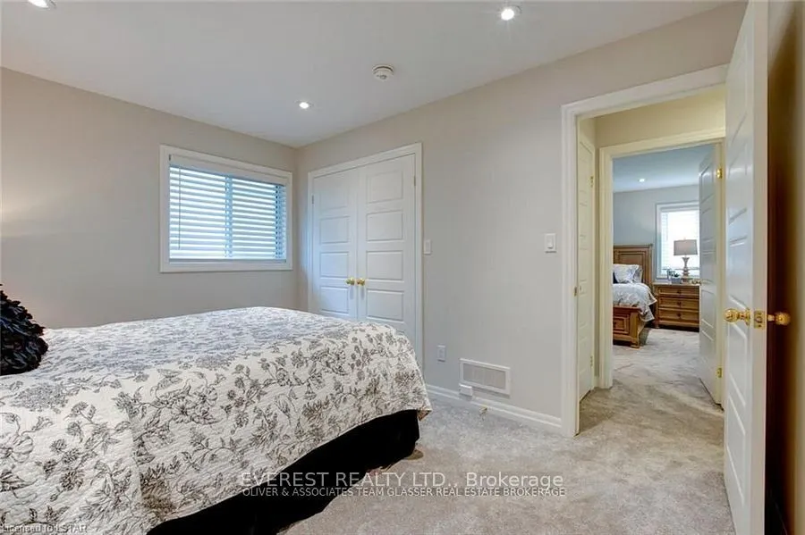 1 MELROSE Court