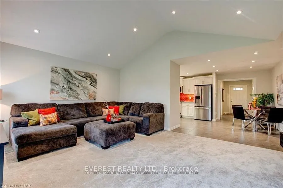 1 MELROSE Court