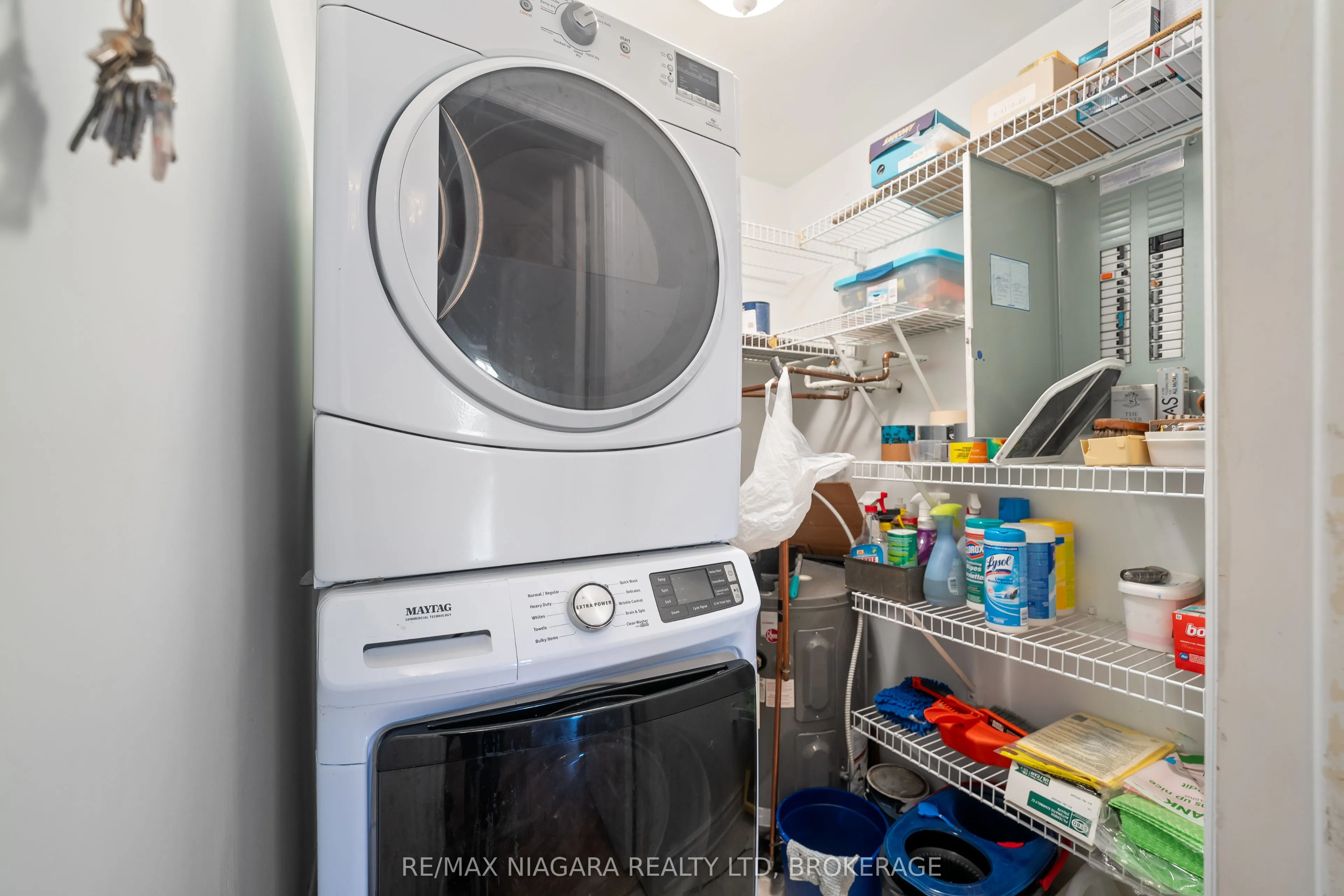 244 Lakeshore Road, #301