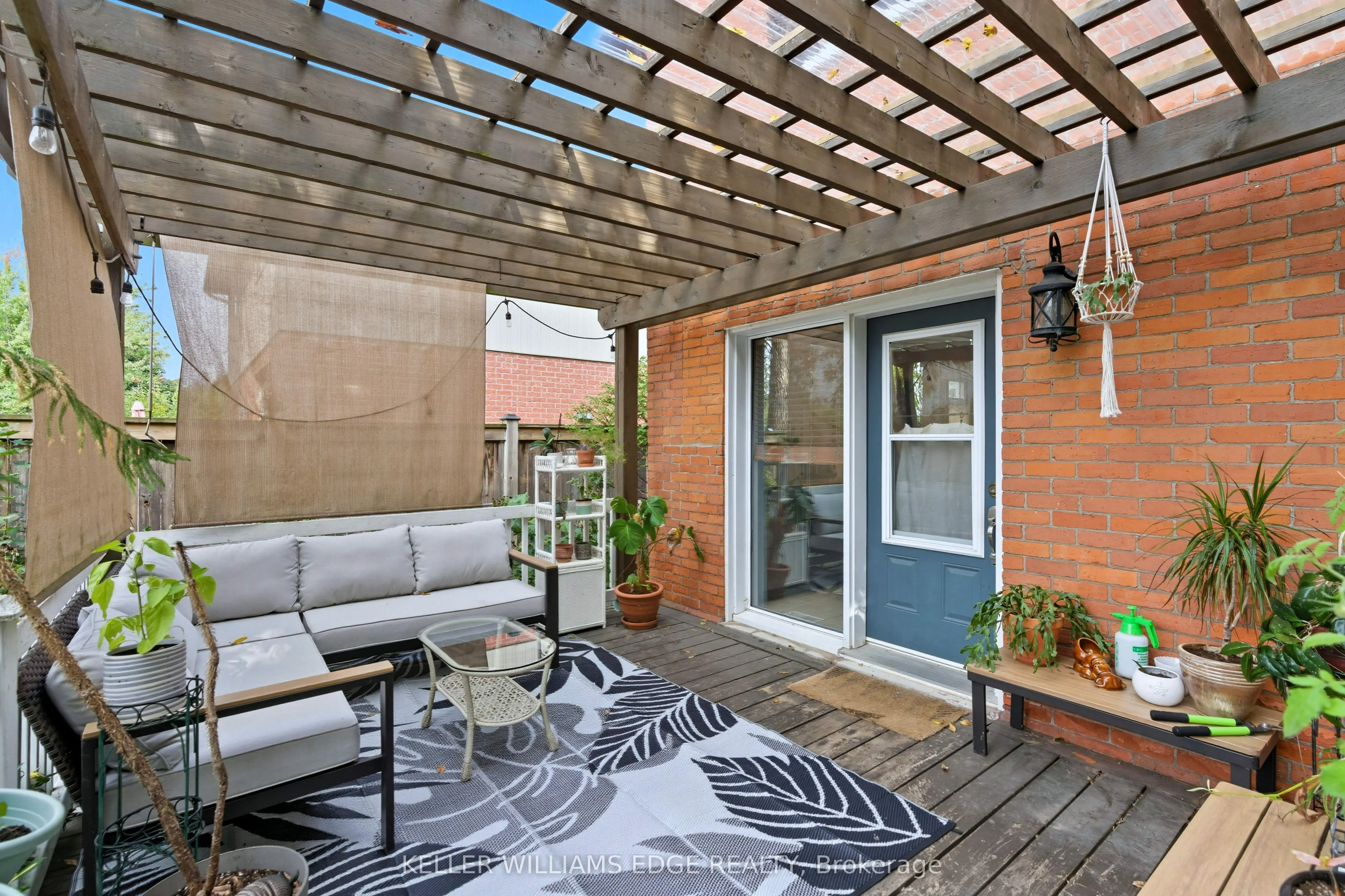 21 Orkney Street W