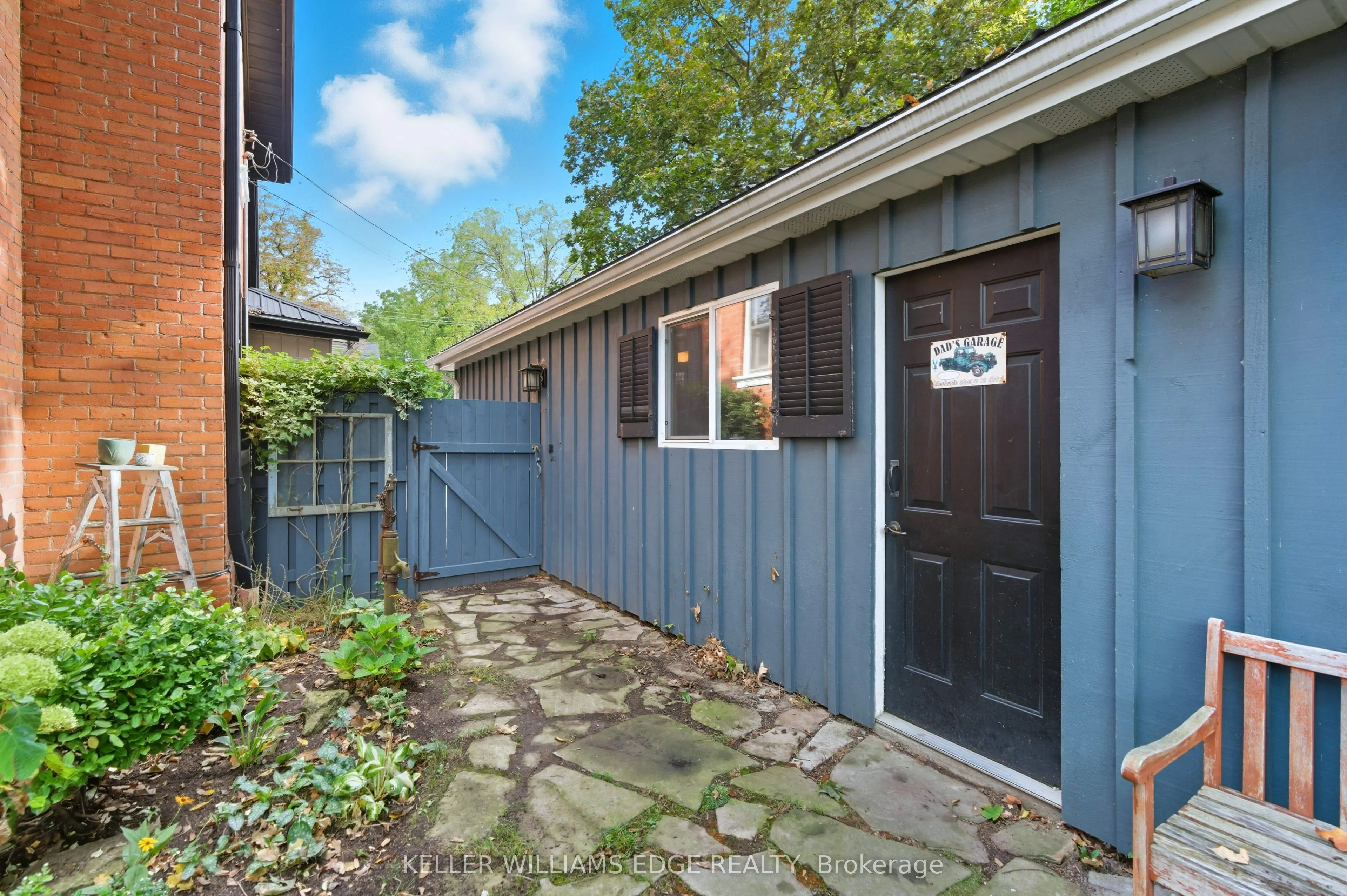 21 Orkney Street W