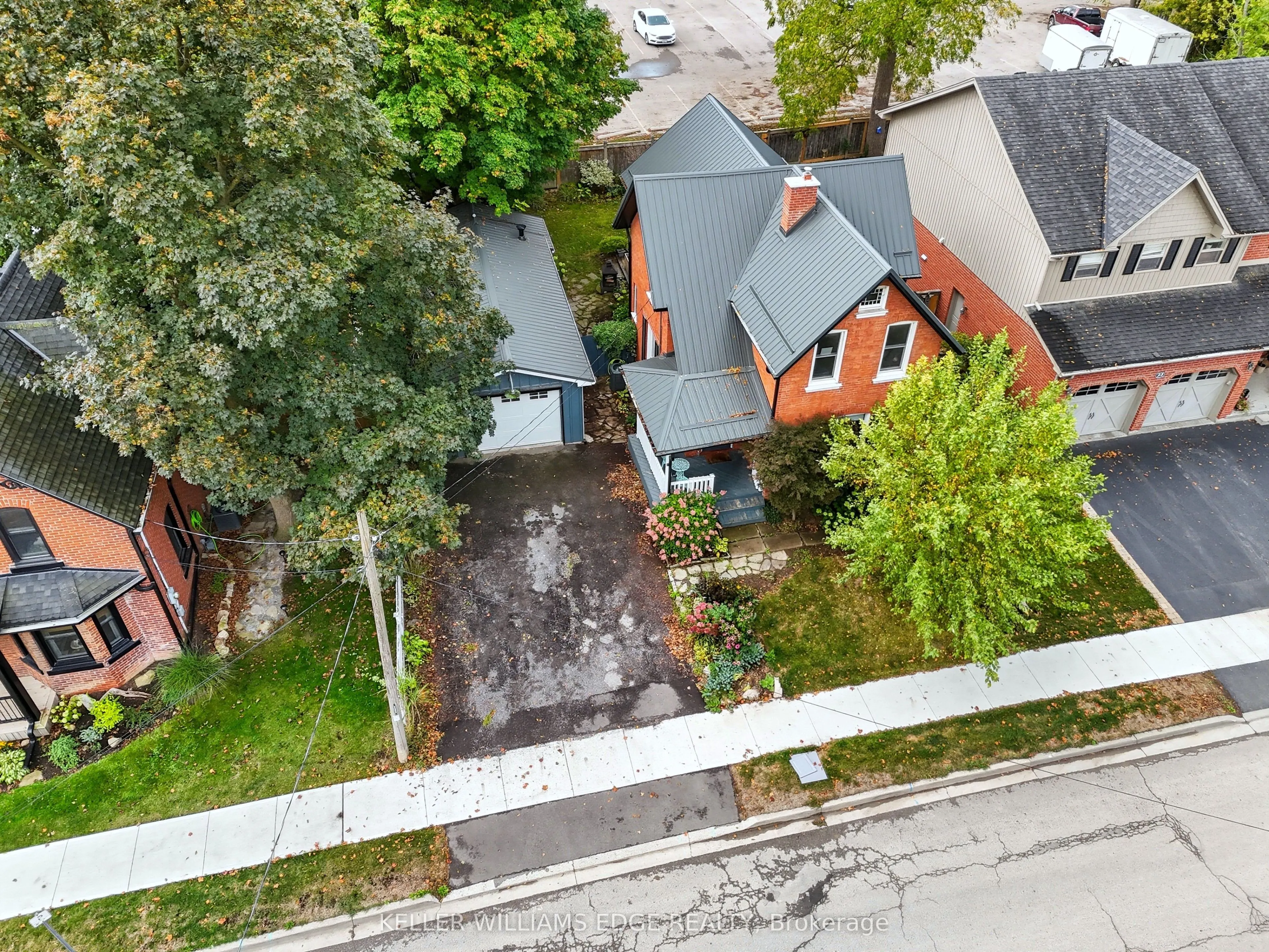 21 Orkney Street W