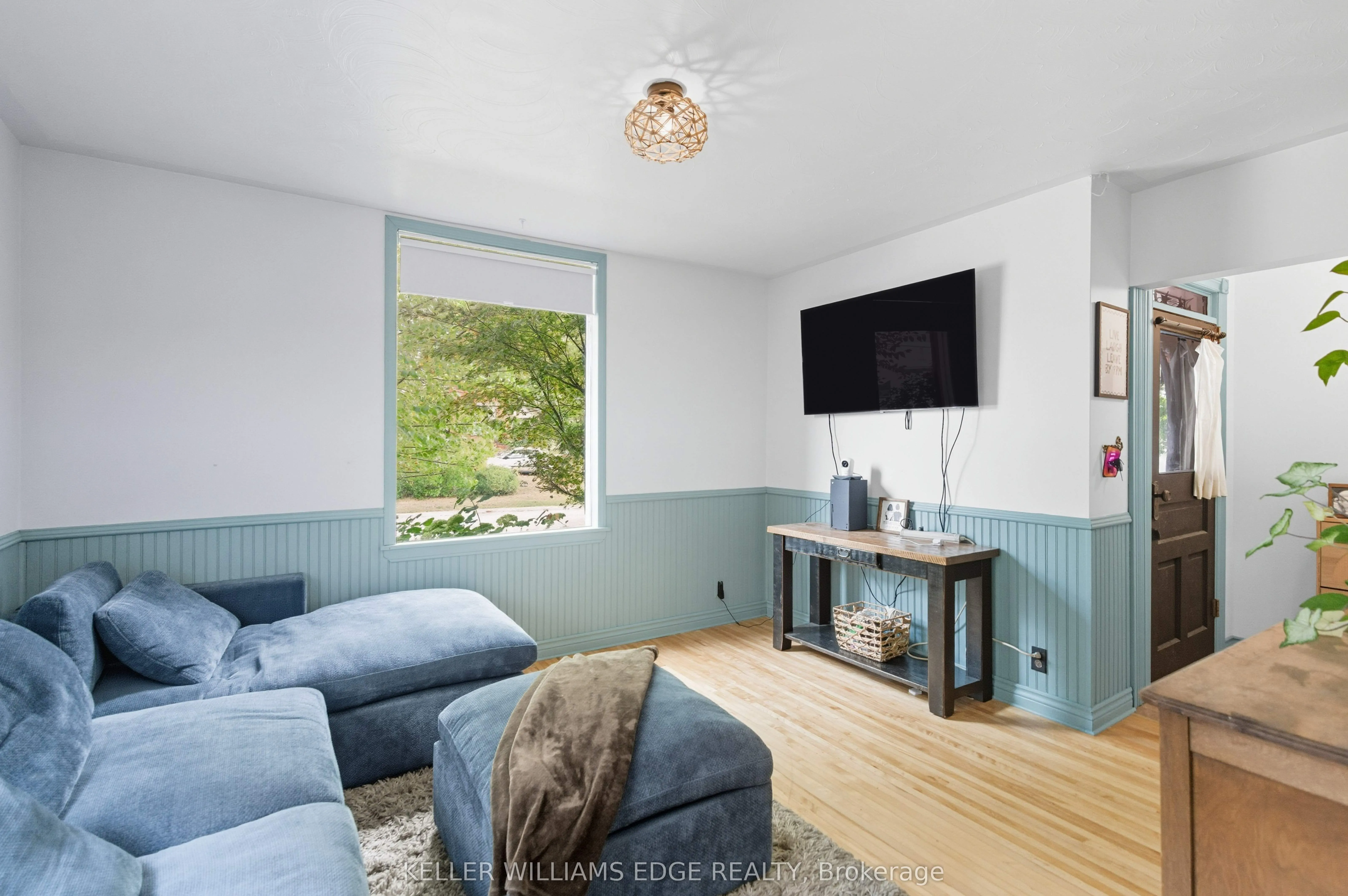 21 Orkney Street W