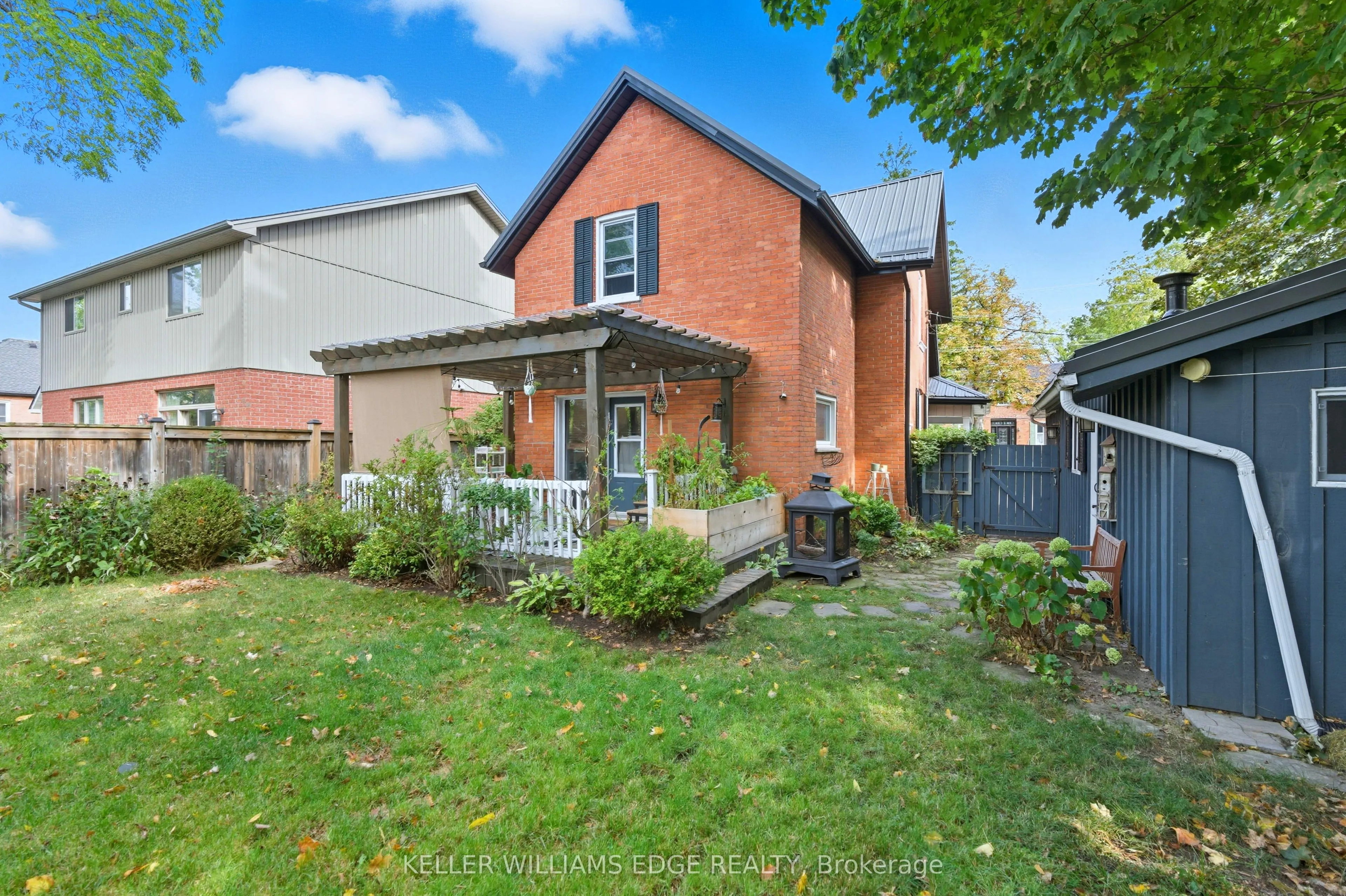 21 Orkney Street W
