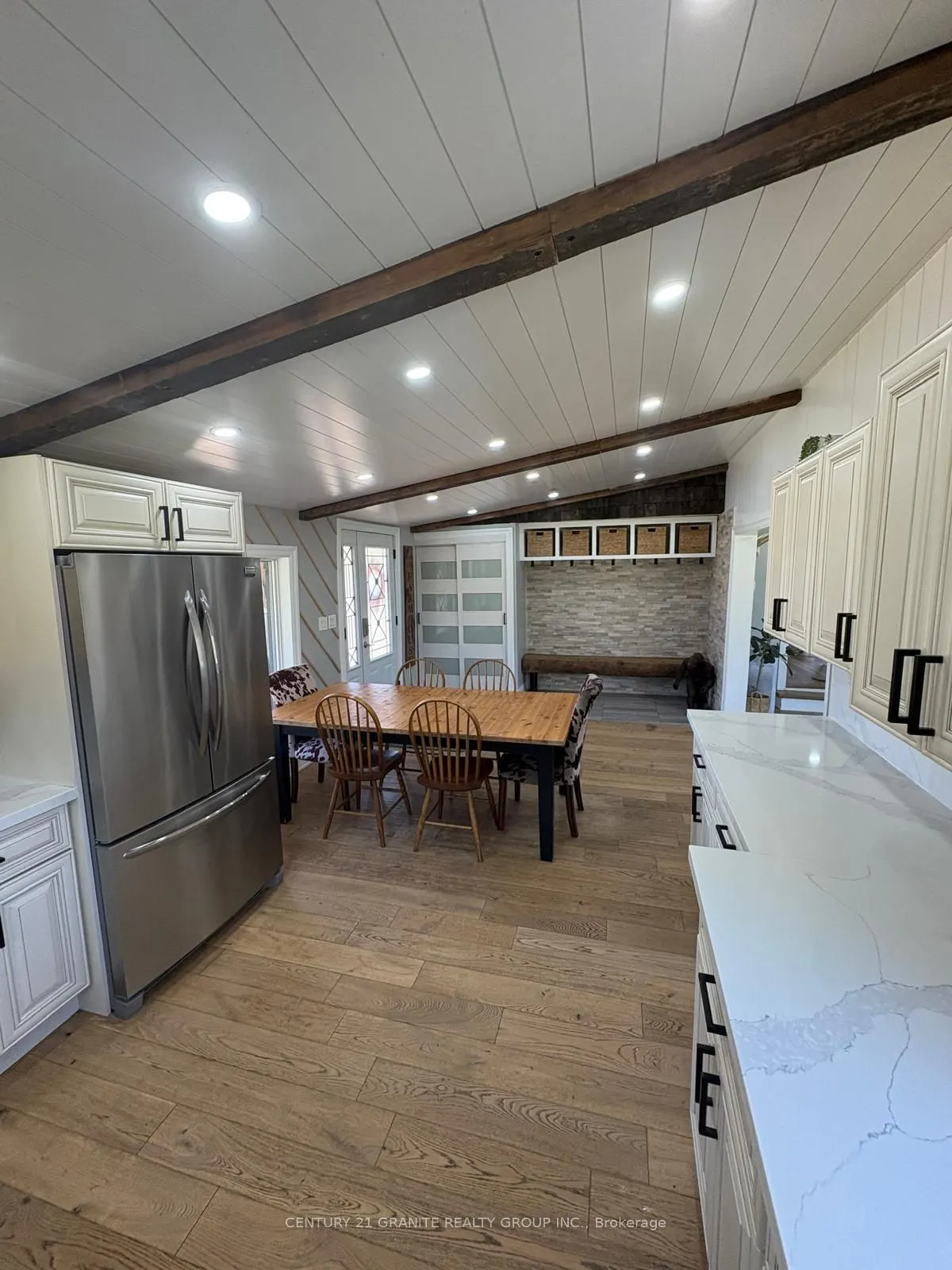 1221 Bay Lake Road