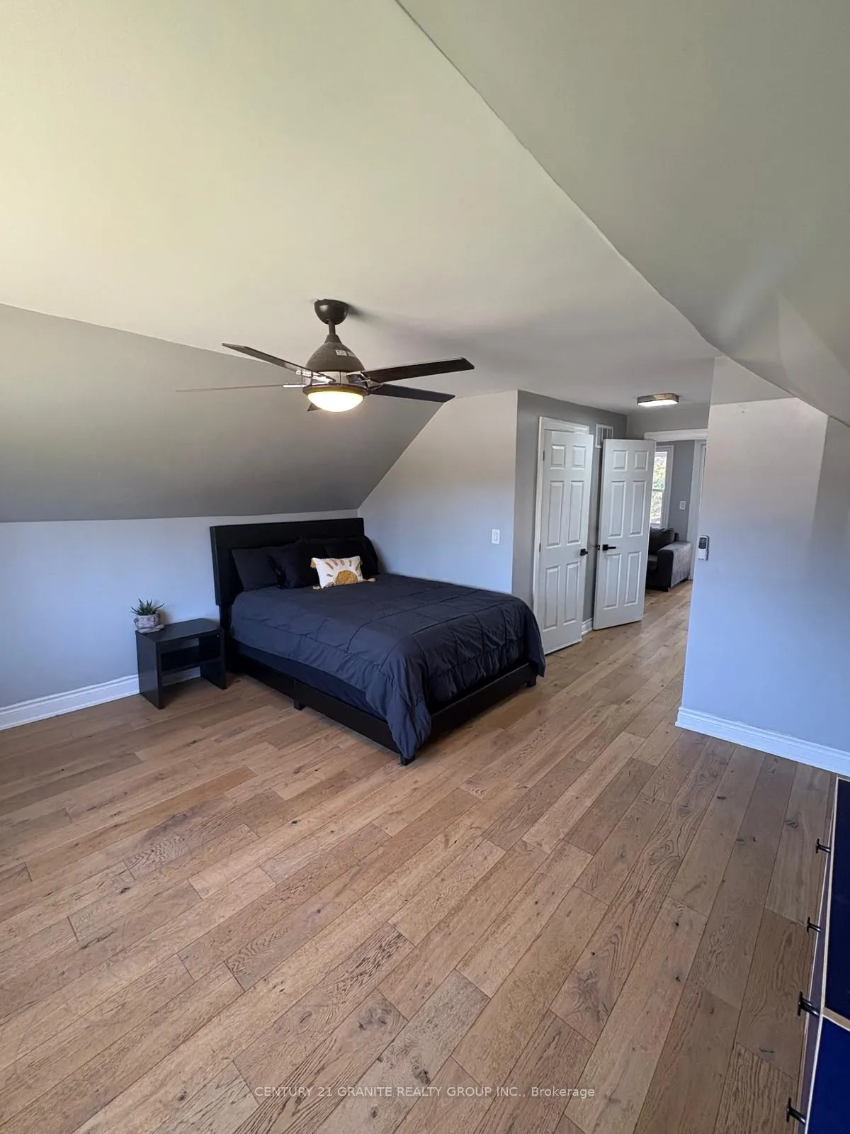 1221 Bay Lake Road