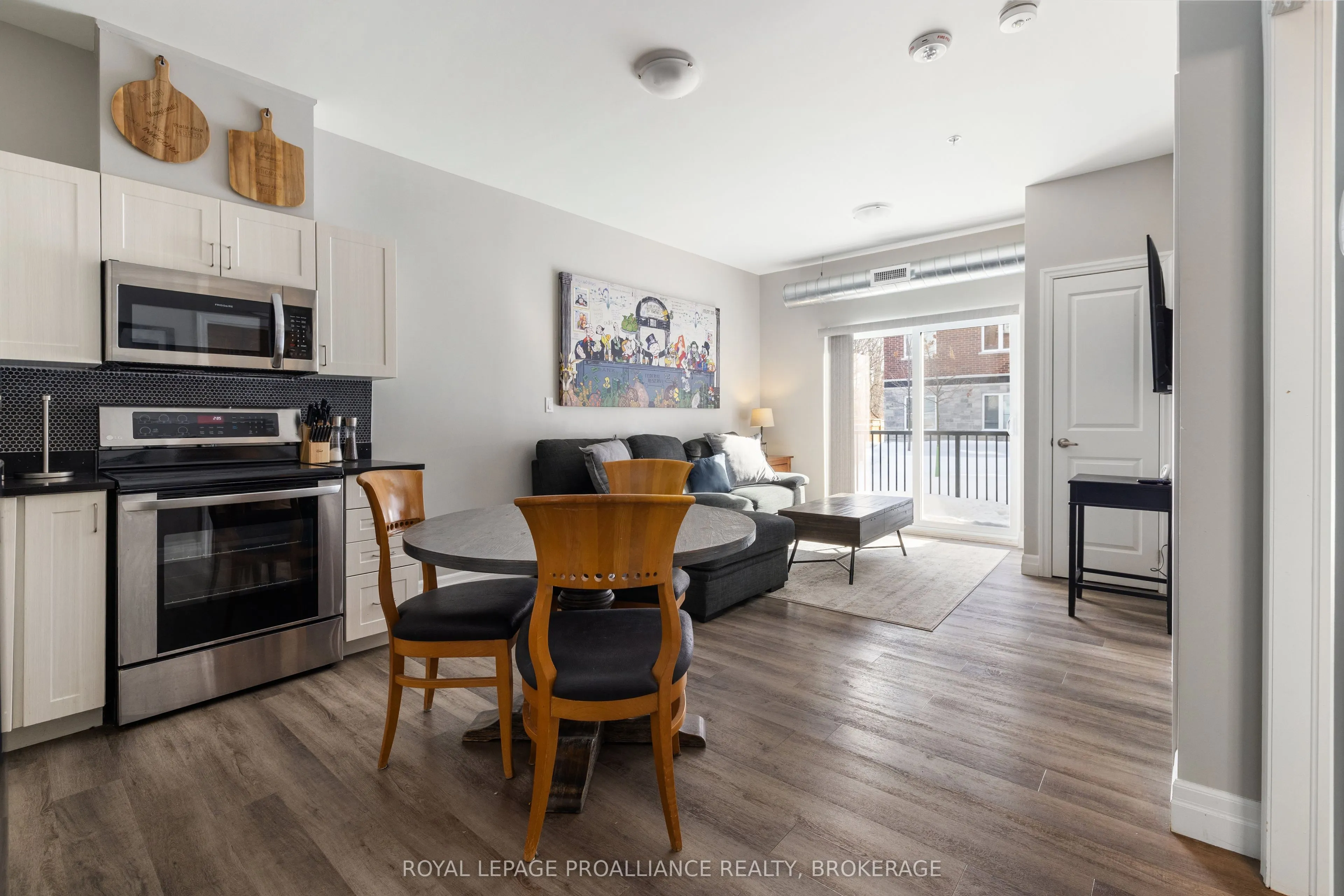 501 Frontenac Street, #113
