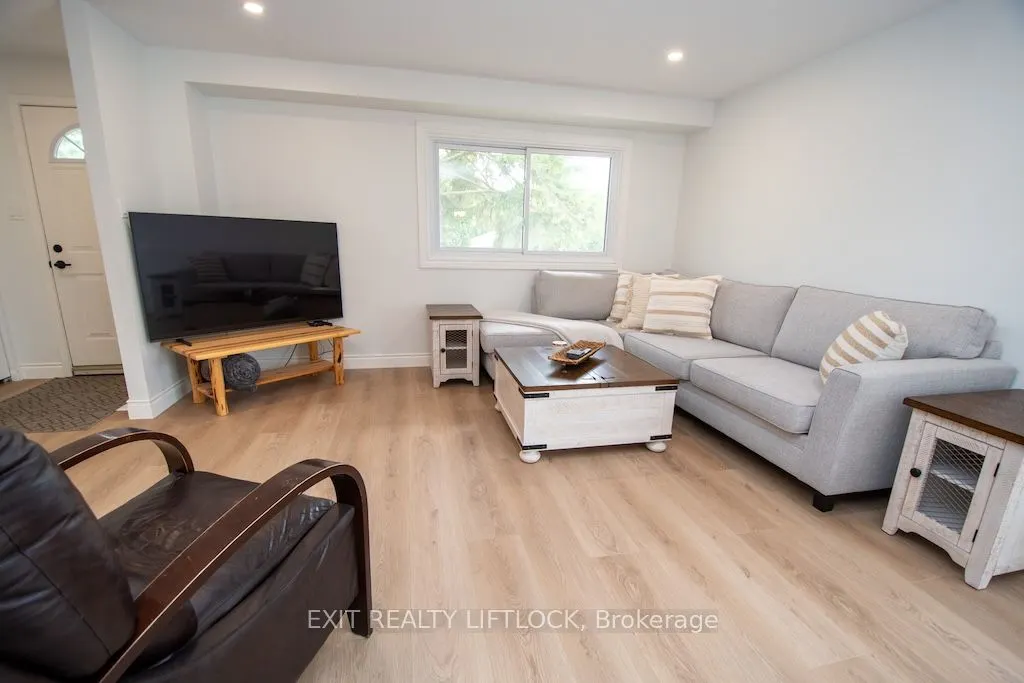 740 Chamberlain Street, #12