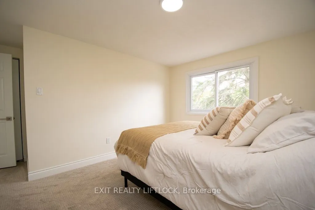 740 Chamberlain Street, #12