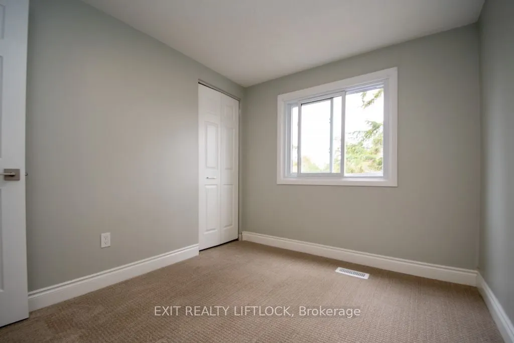 740 Chamberlain Street, #12