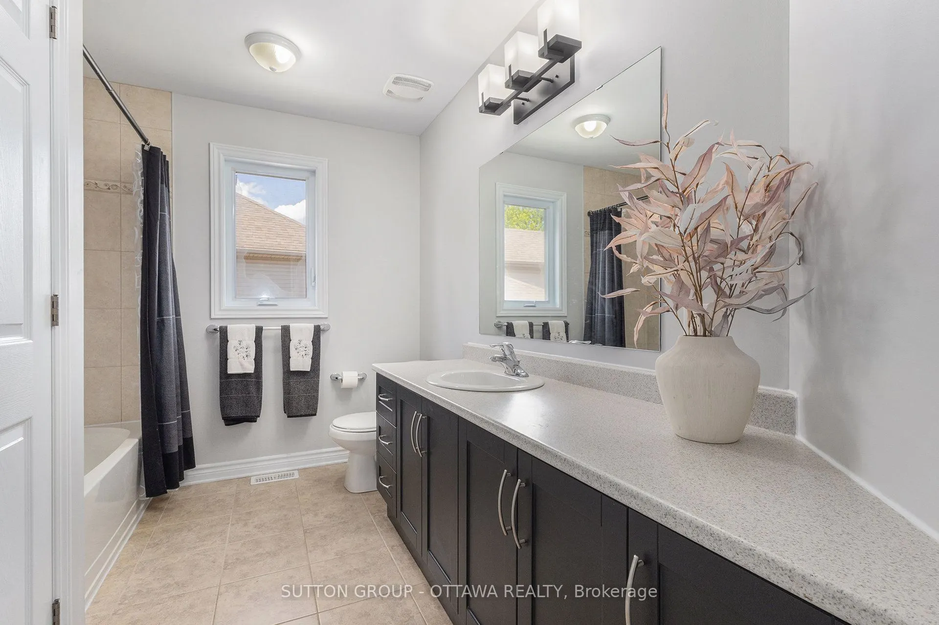 56 Honore Crescent