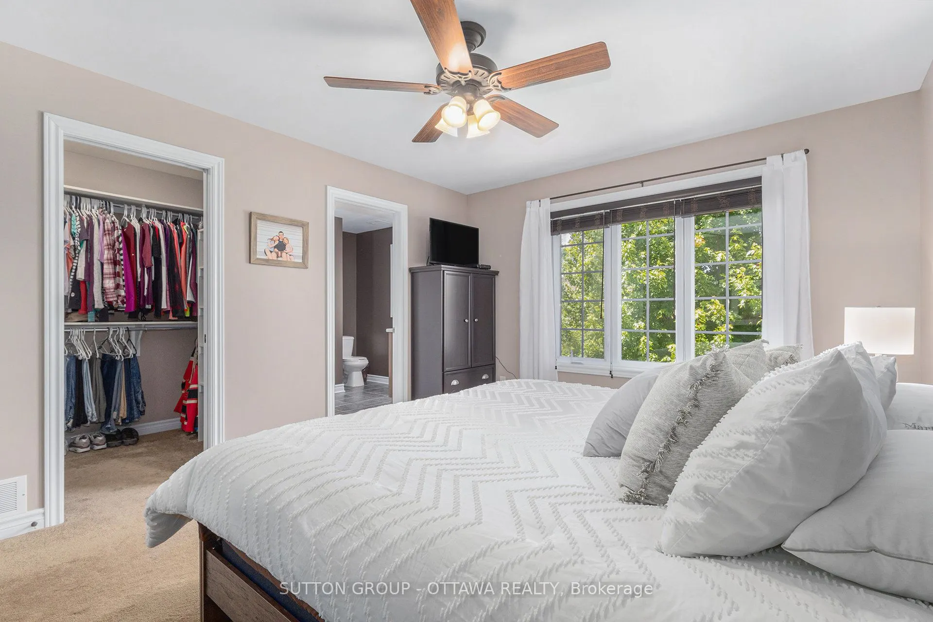 56 Honore Crescent