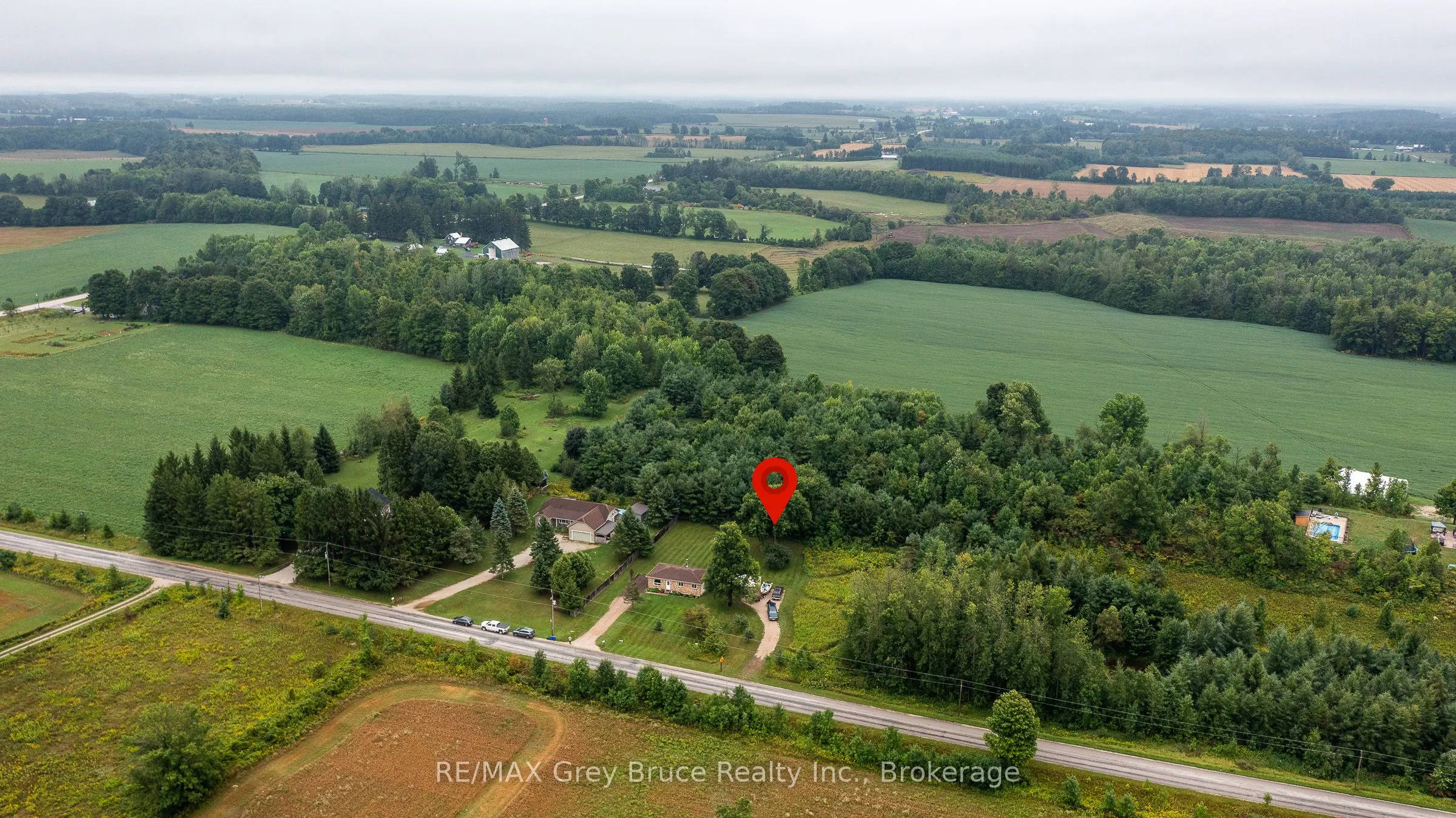 101530 Side Road 9