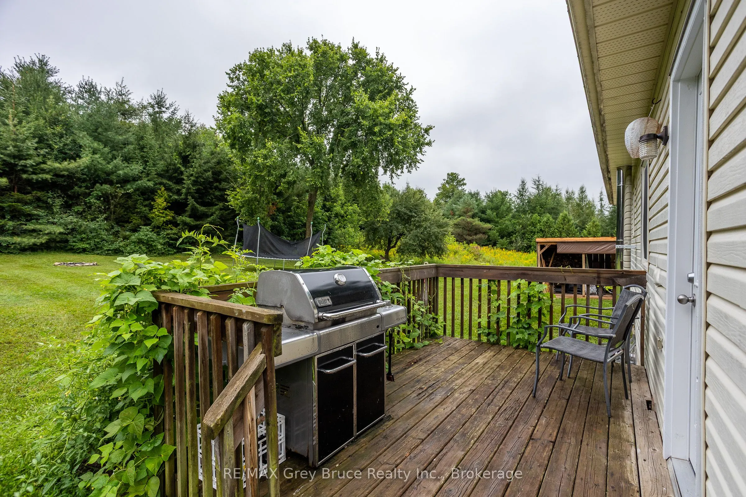 101530 Side Road 9