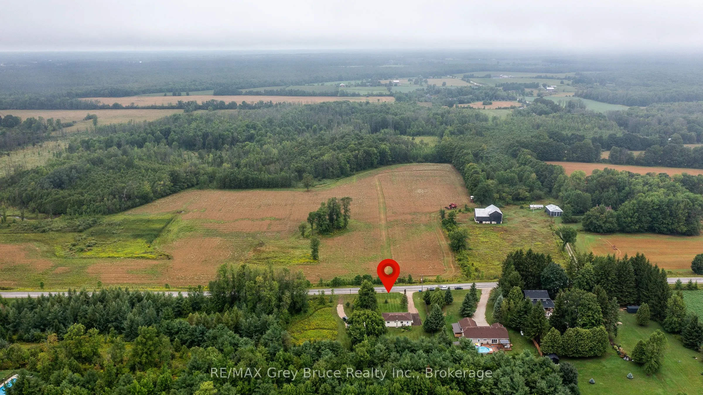 101530 Side Road 9