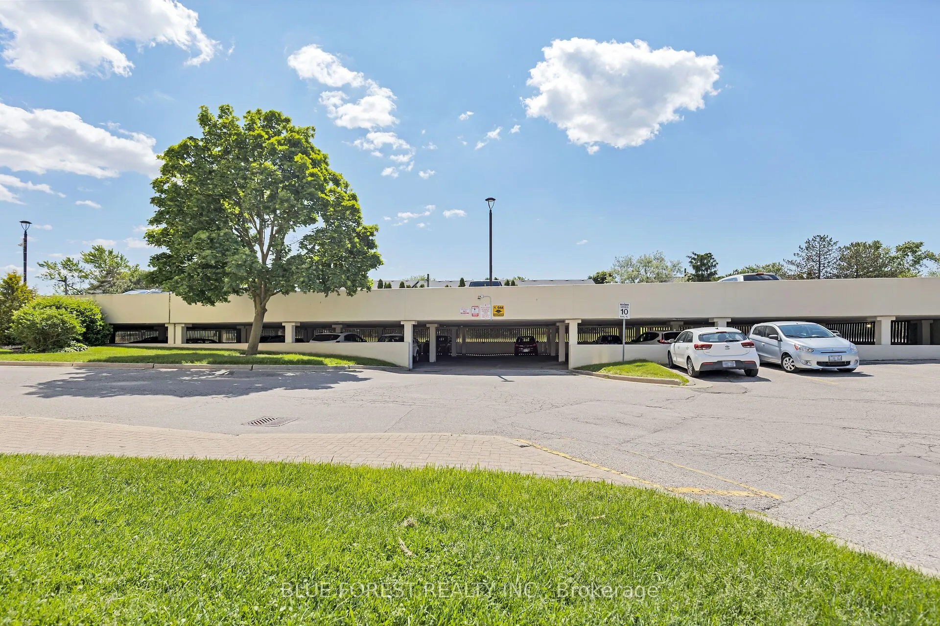 127 Belmont Drive, #909
