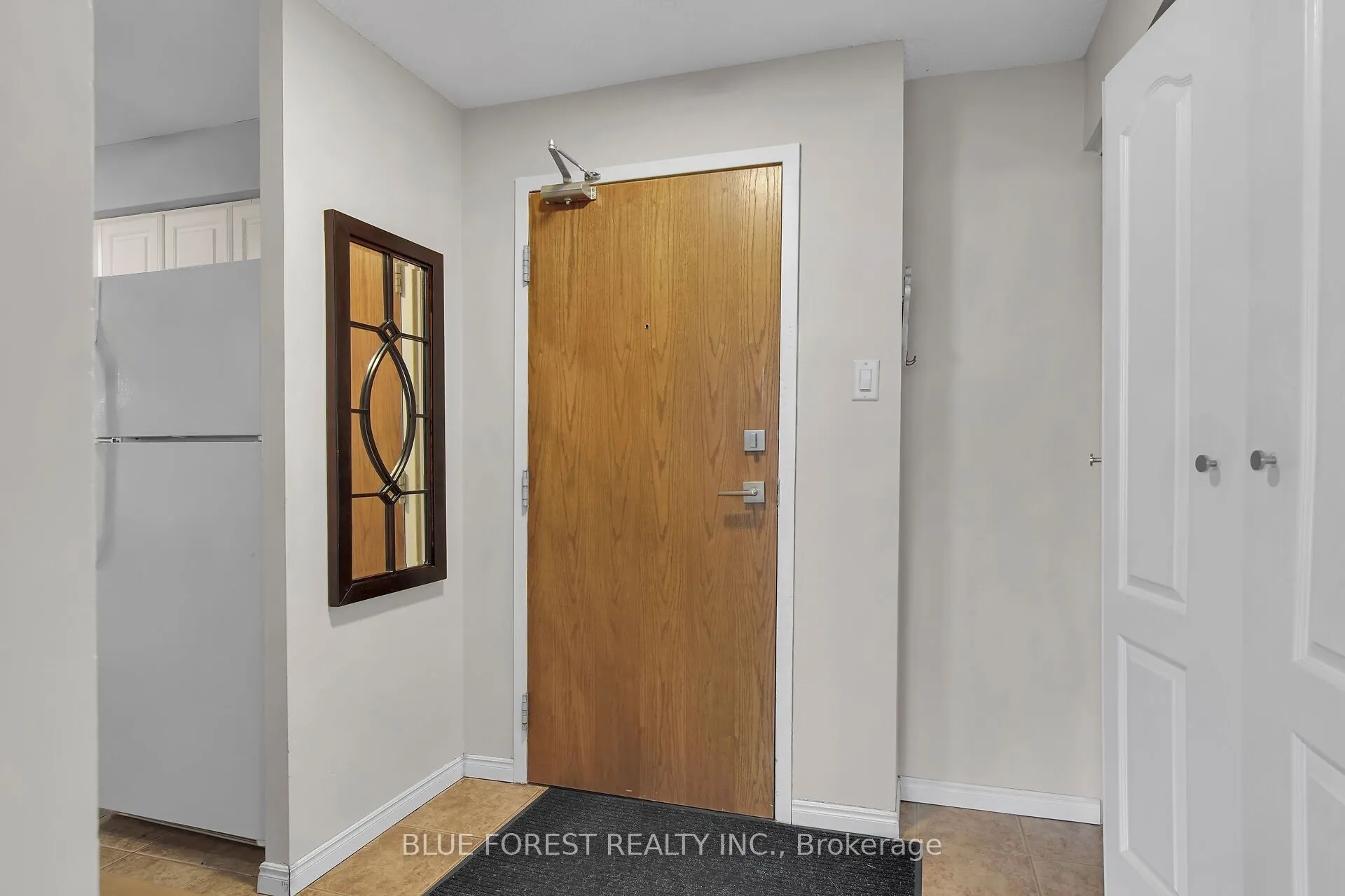 127 Belmont Drive, #909