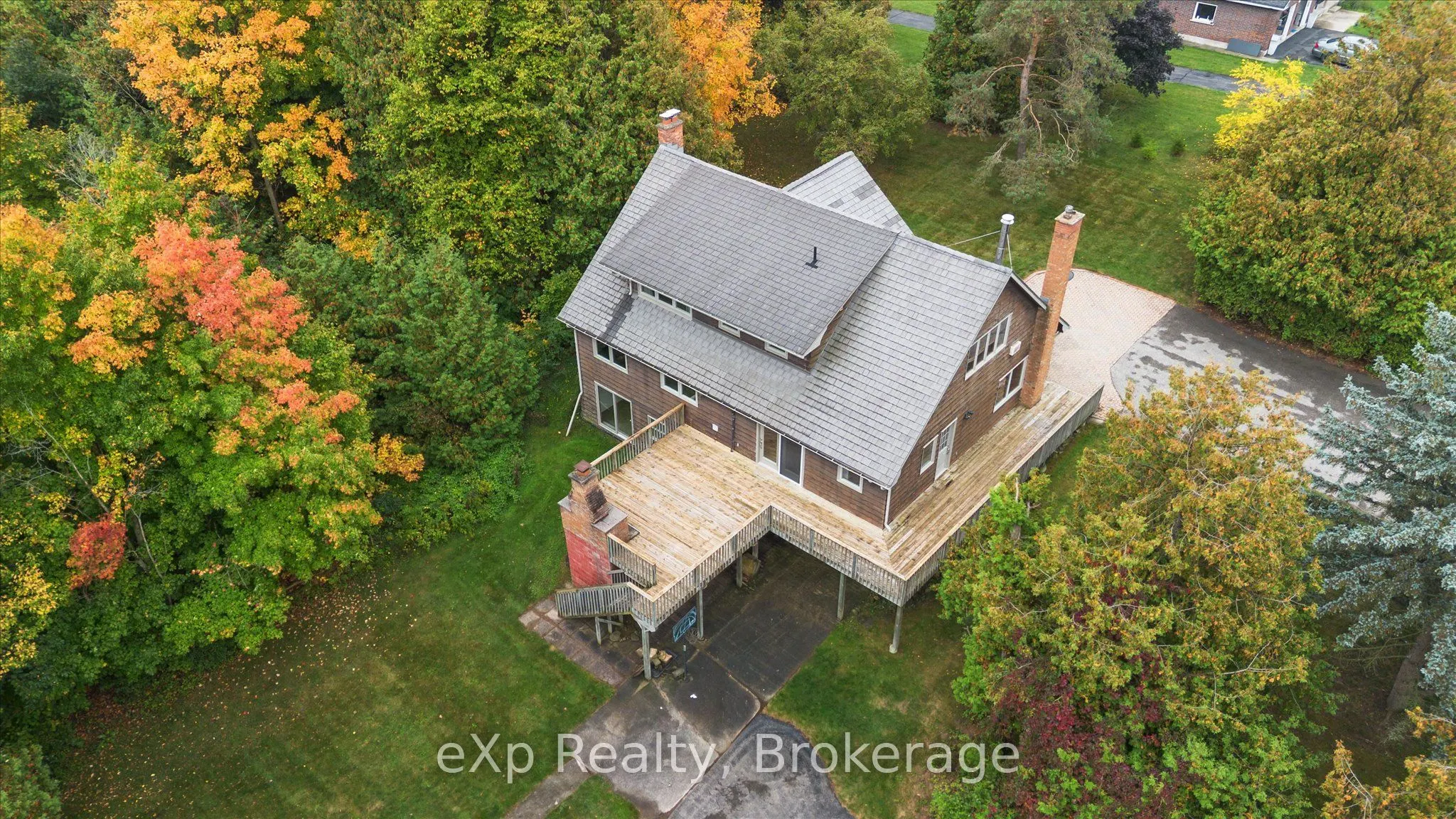 32 Glenholm Drive
