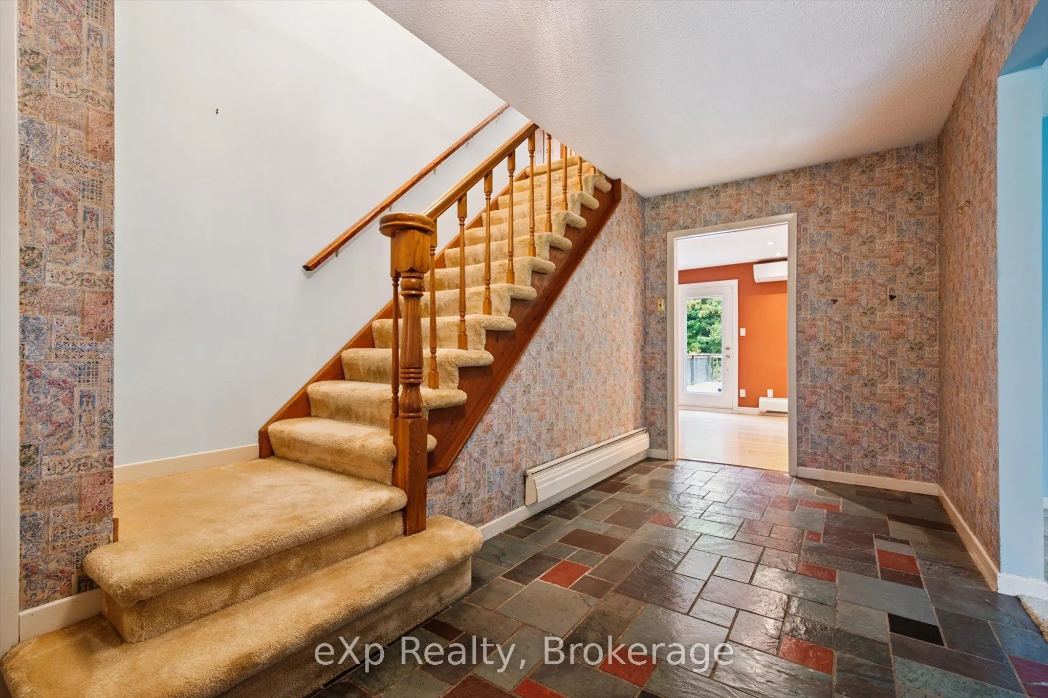 32 Glenholm Drive