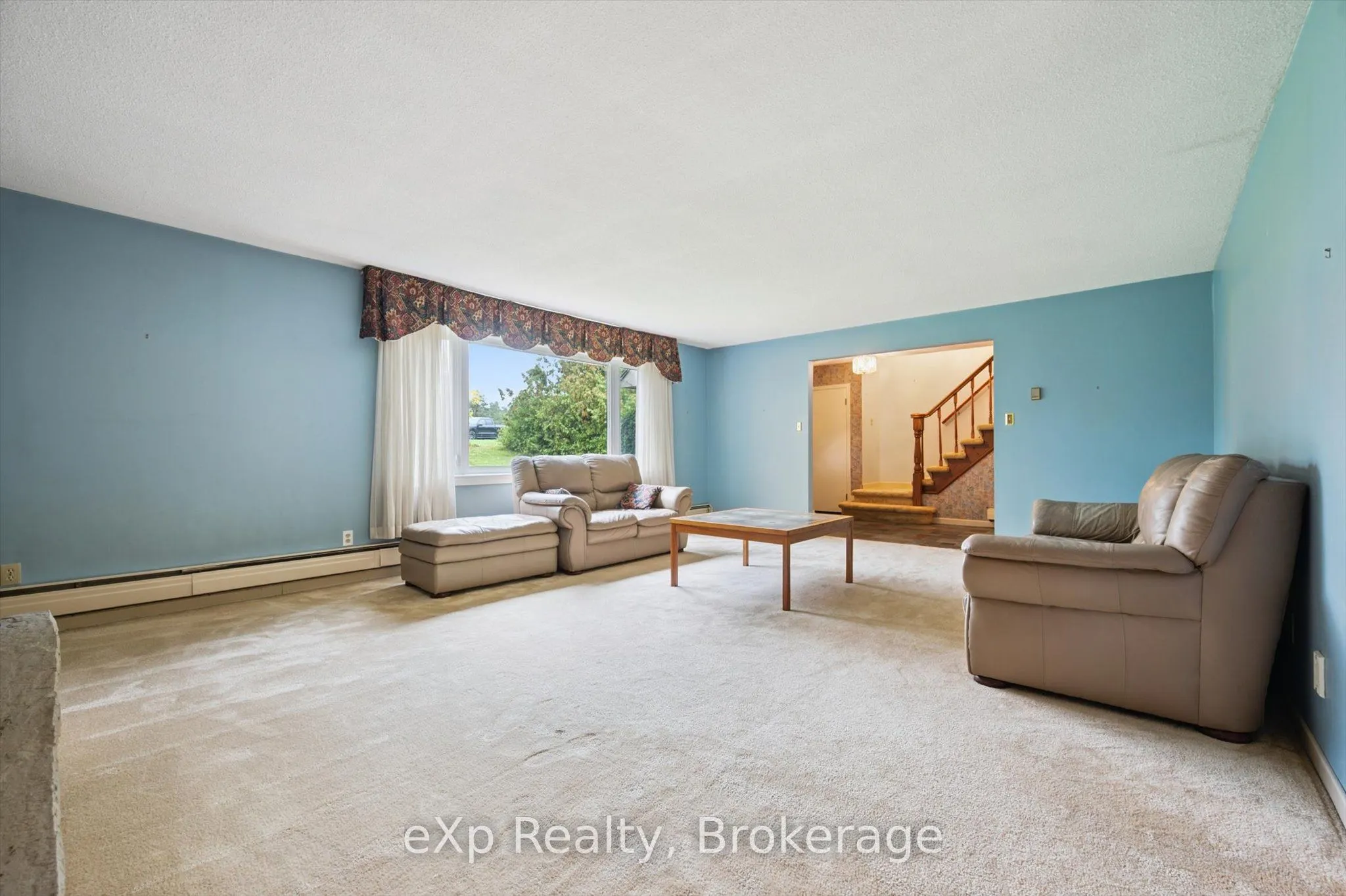 32 Glenholm Drive