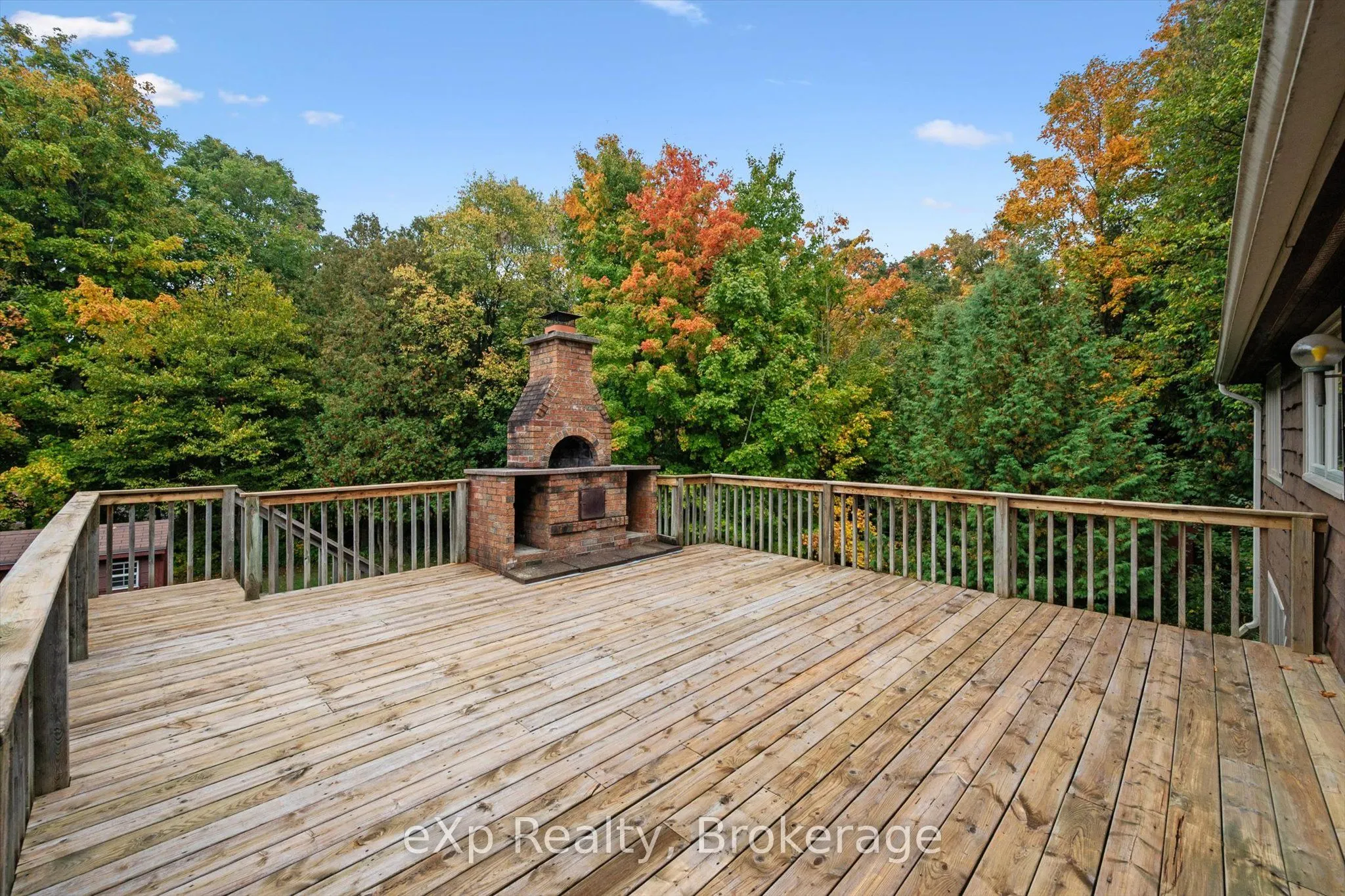 32 Glenholm Drive